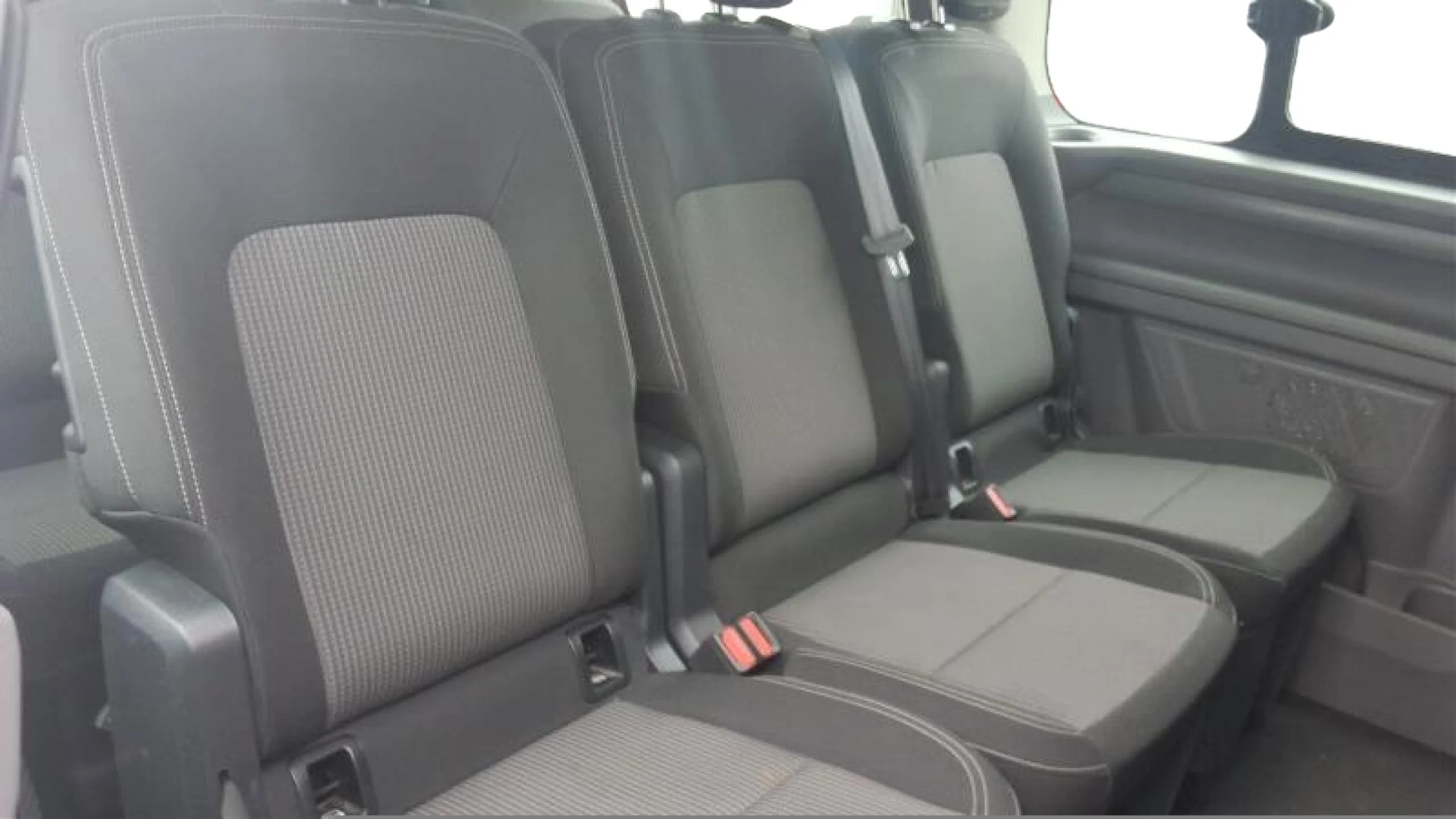 VOLKSWAGEN CARAVELLE CORTA 2.0 TDI 110 KW (150 CV) 6 VEL - Foto 4