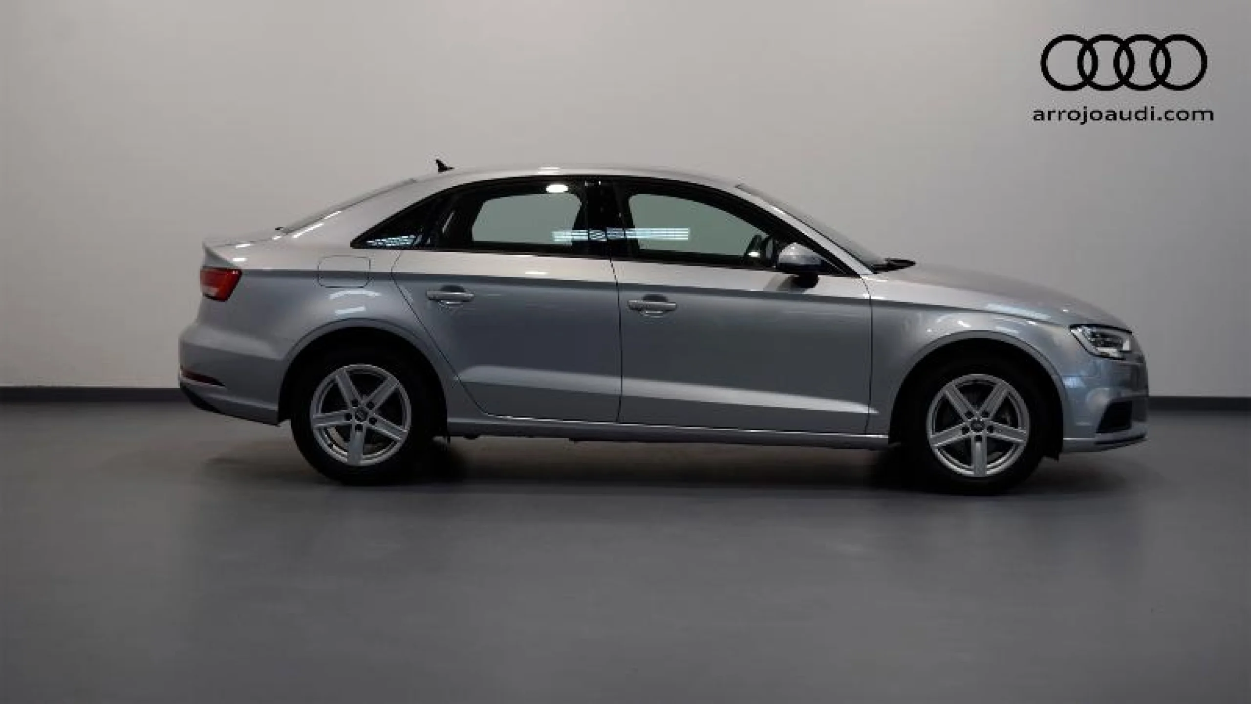 AUDI A3 1.6 TDI 85KW (116CV) SEDAN - Foto 3