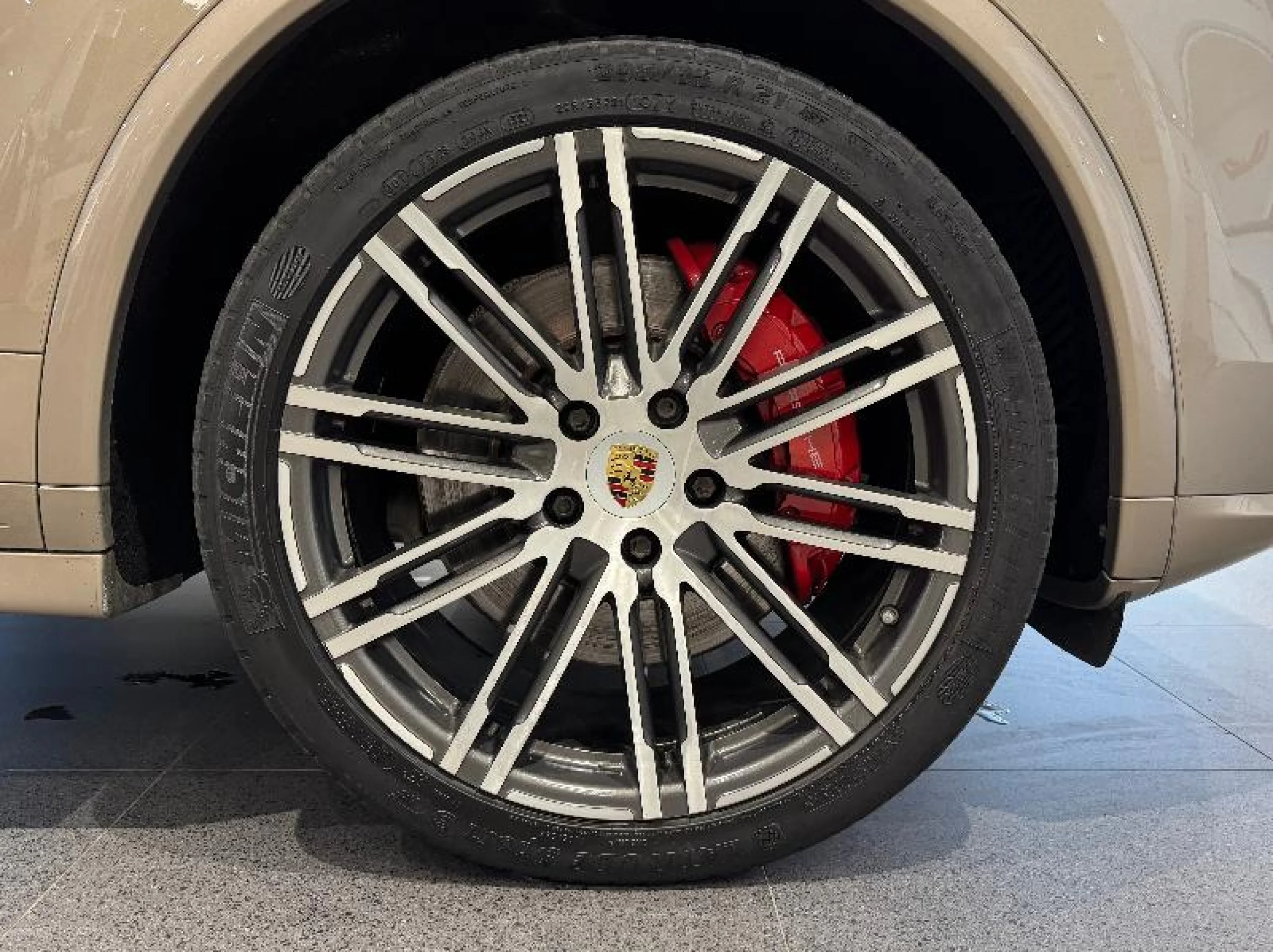 PORSCHE CAYENNE GTS - Foto 21