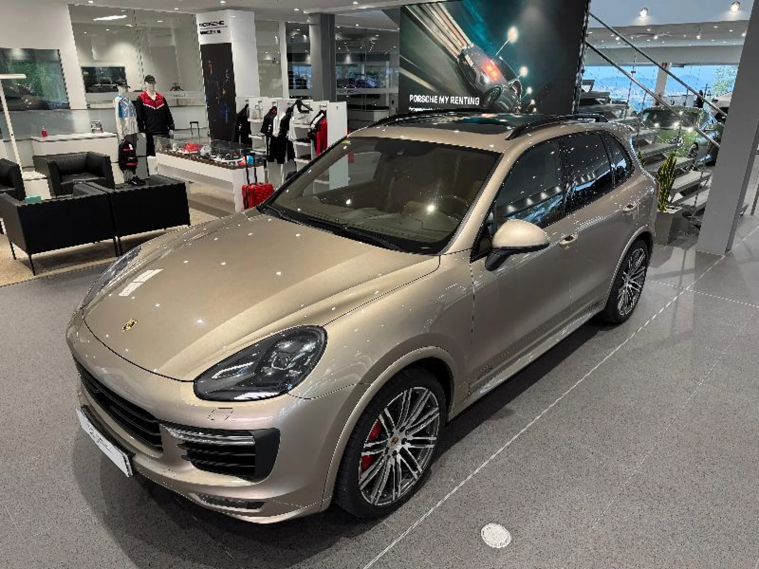 PORSCHE CAYENNE GTS - Foto 27