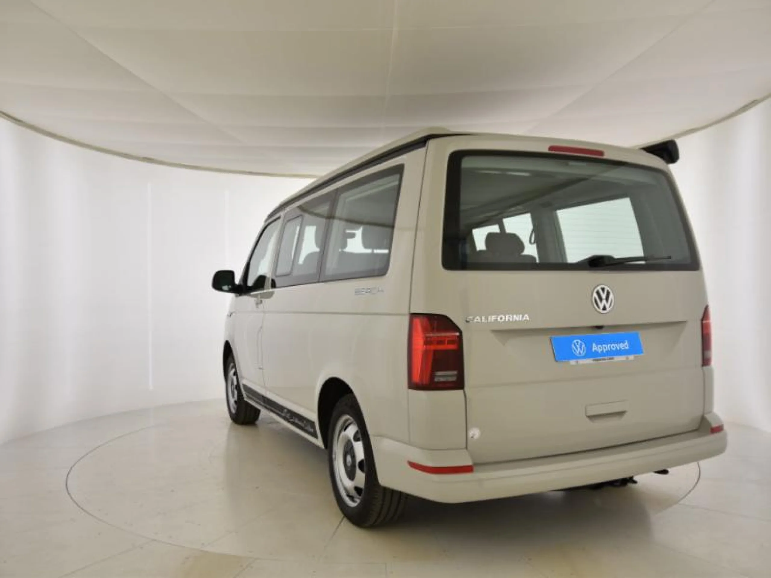 VOLKSWAGEN CALIFORNIA OUTDOOR BEACH CAMPER TDI 110KW (150CV) - Foto 2
