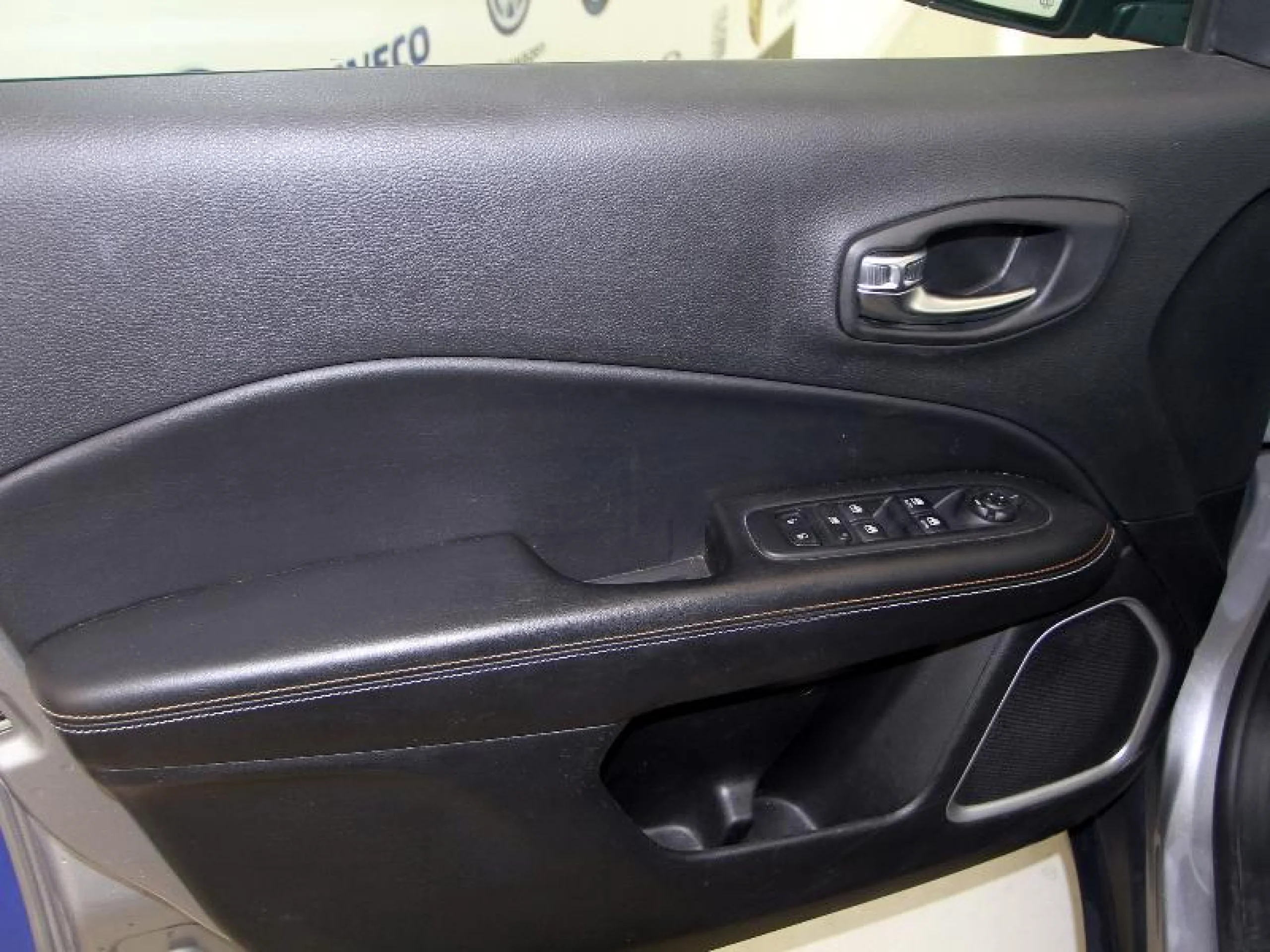 JEEP COMPASS 1.6 MJET 88KW LONGITUDE 4X2 - Foto 16