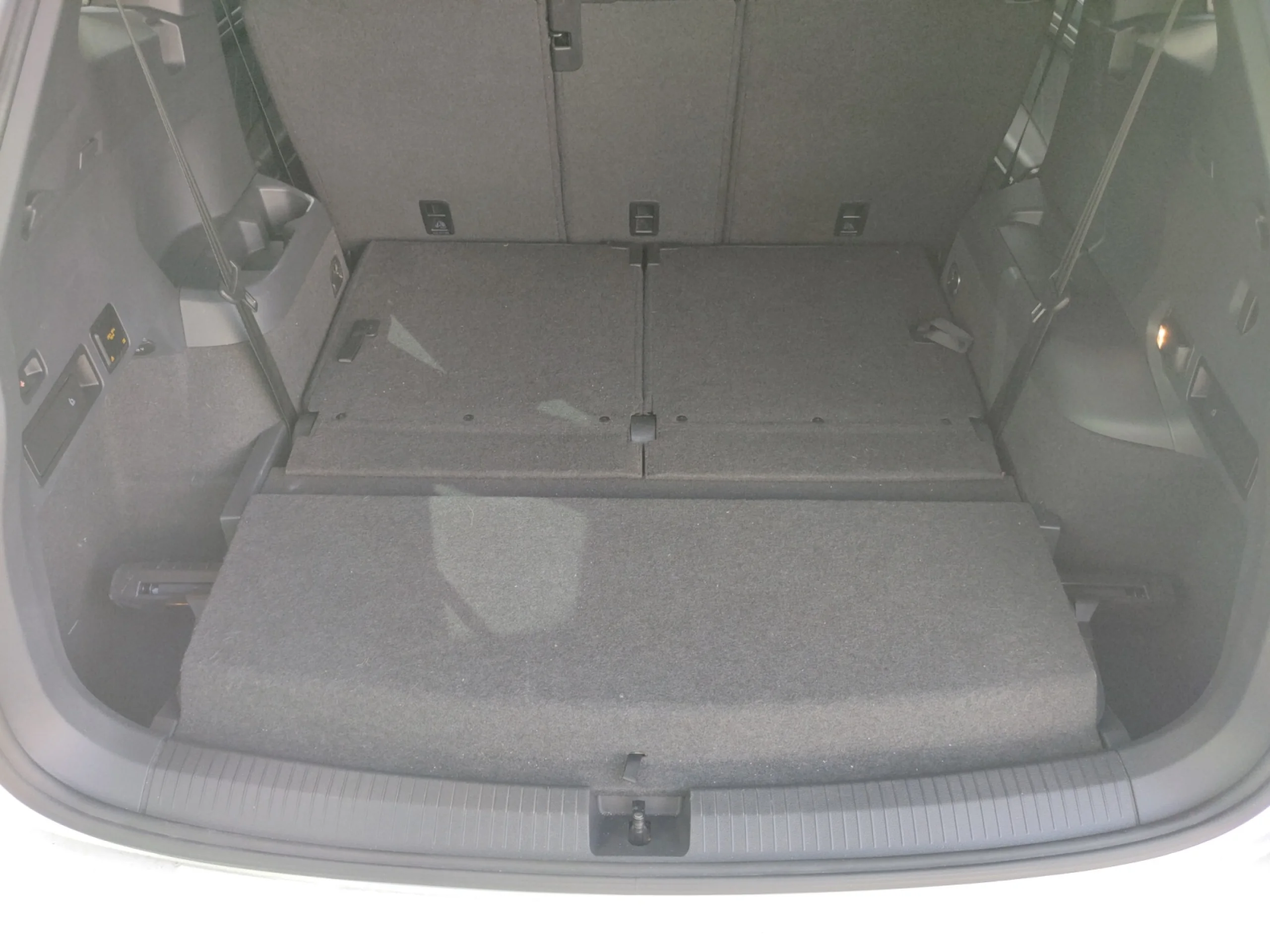 VOLKSWAGEN TIGUAN SPORT 2.0 TDI 140KW (190CV) 4MOTION DSG - Foto 7