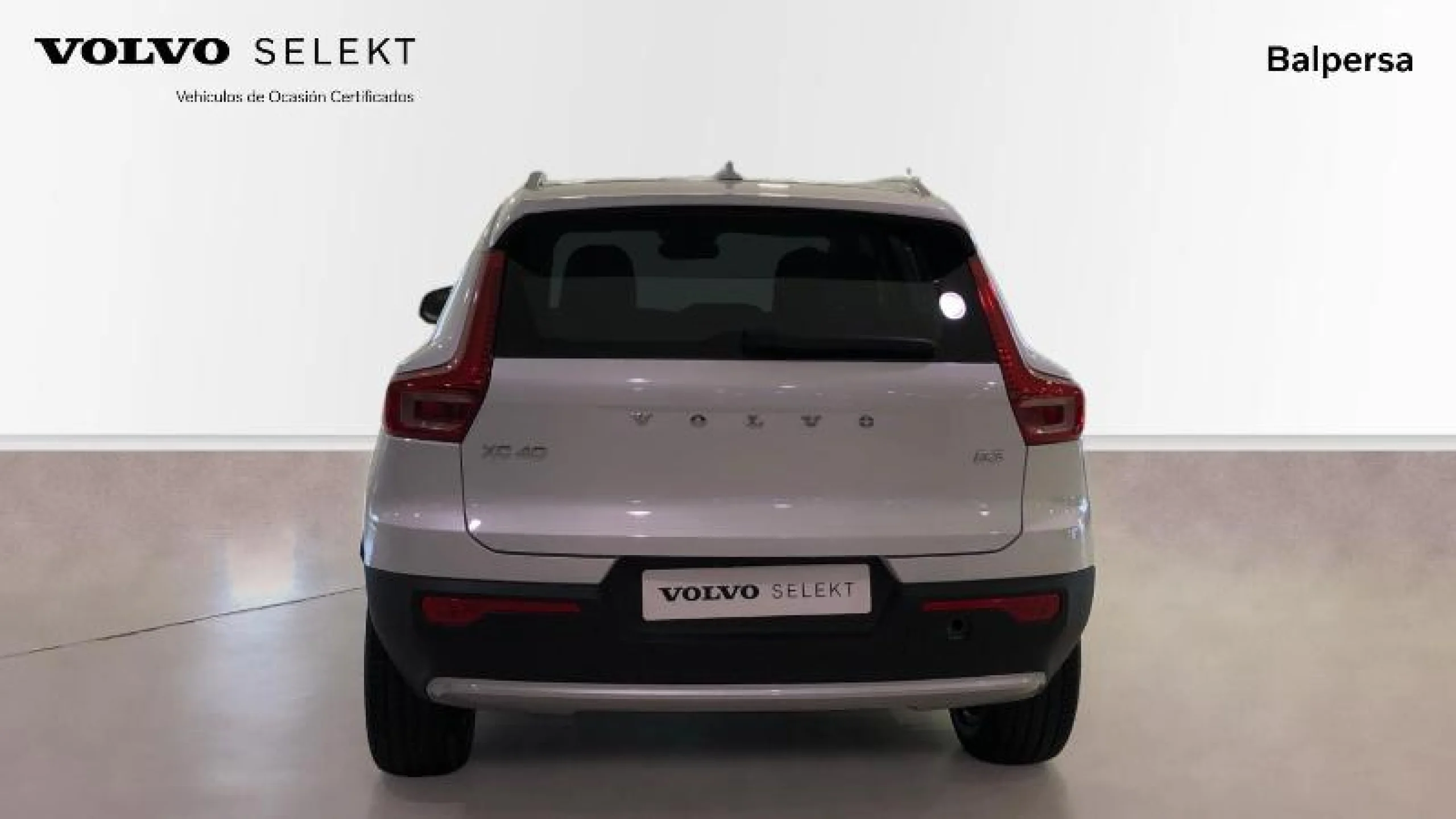 VOLVO XC40 2.0 B3 G CORE AUTO - Foto 4