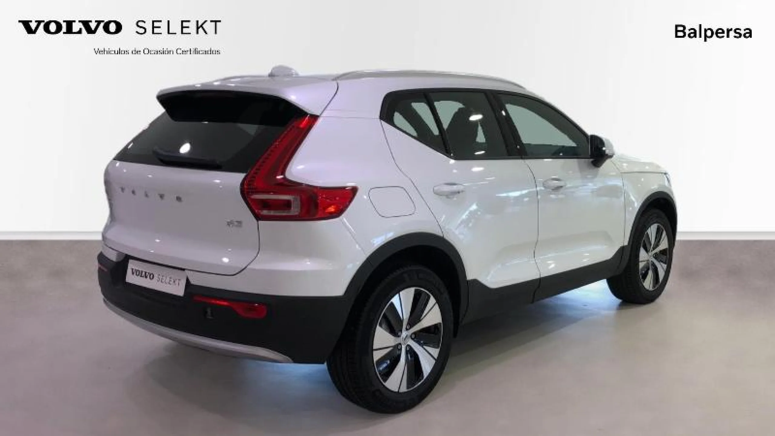 VOLVO XC40 2.0 B3 G CORE AUTO - Foto 7