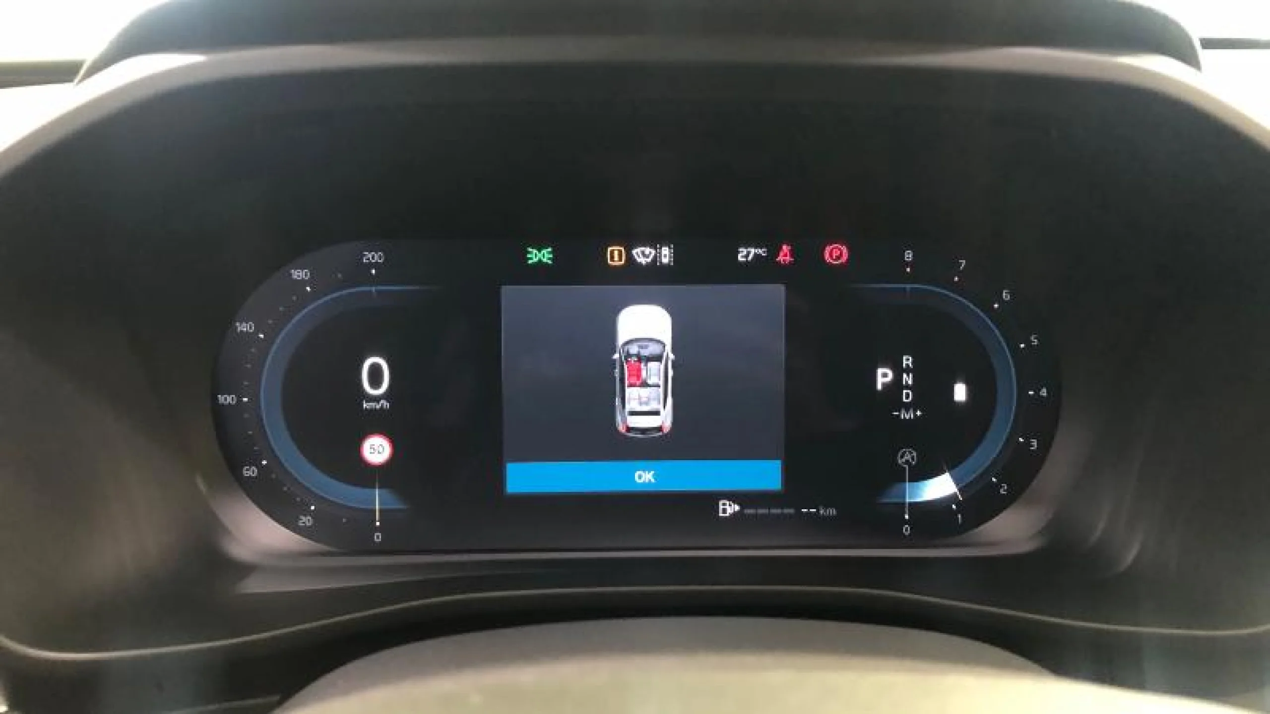 VOLVO XC40 2.0 B3 G CORE AUTO - Foto 13