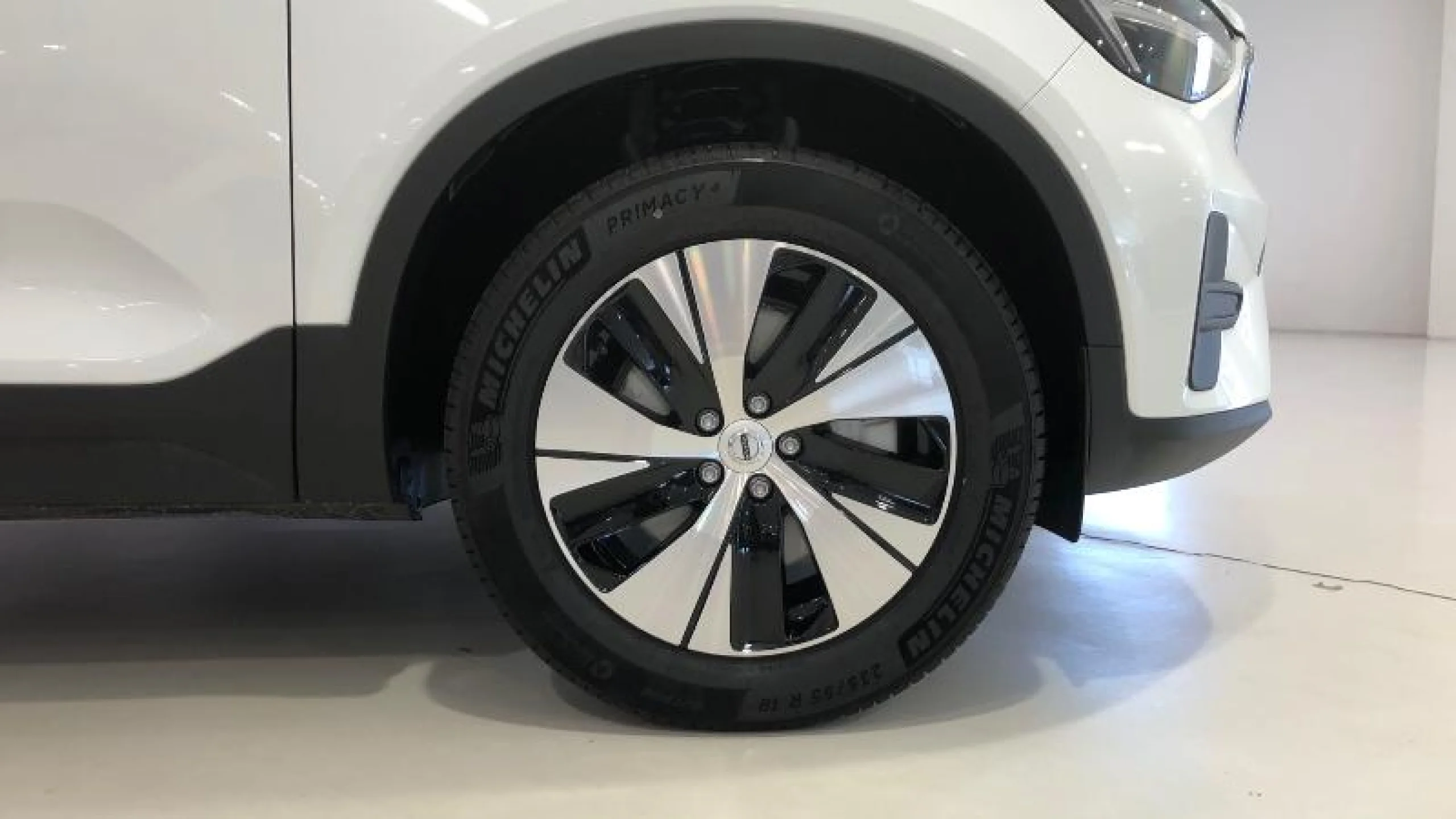 VOLVO XC40 2.0 B3 G CORE AUTO - Foto 15