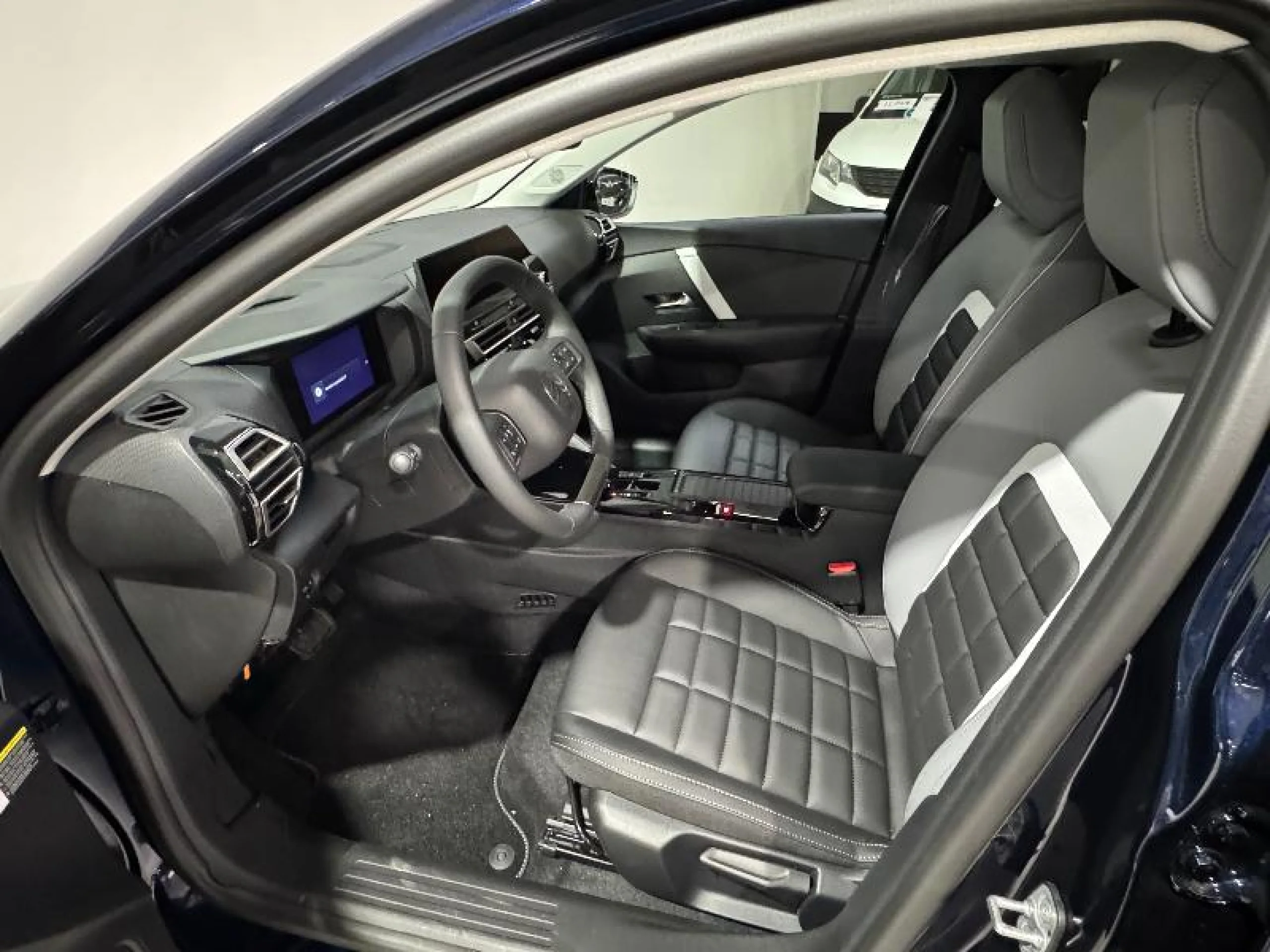 CITROEN C4 HYBRID 145 Ë DCS6 MAX - Foto 10