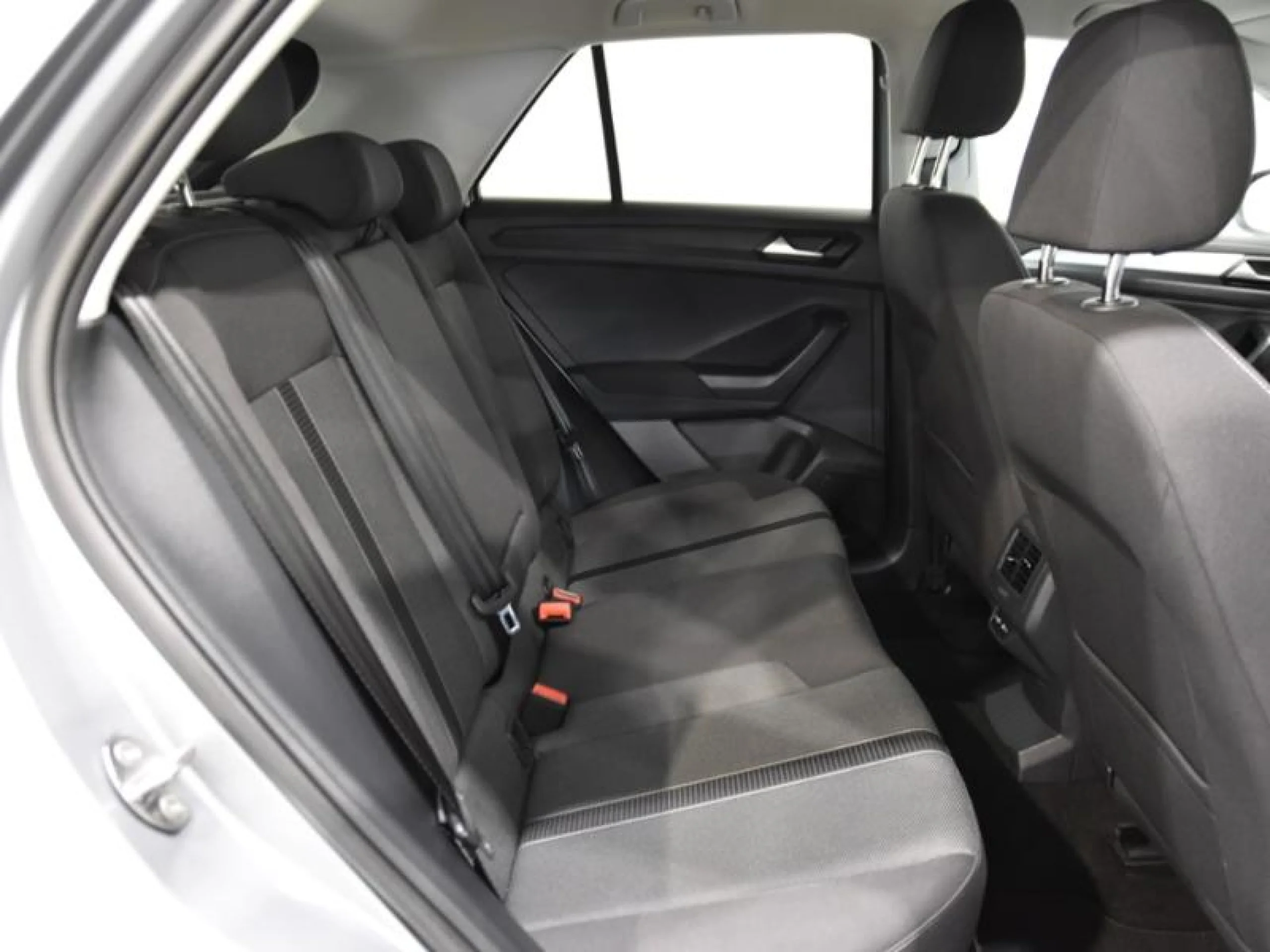 VOLKSWAGEN T ROC LIFE 2.0 TDI 110KW (150CV) - Foto 6