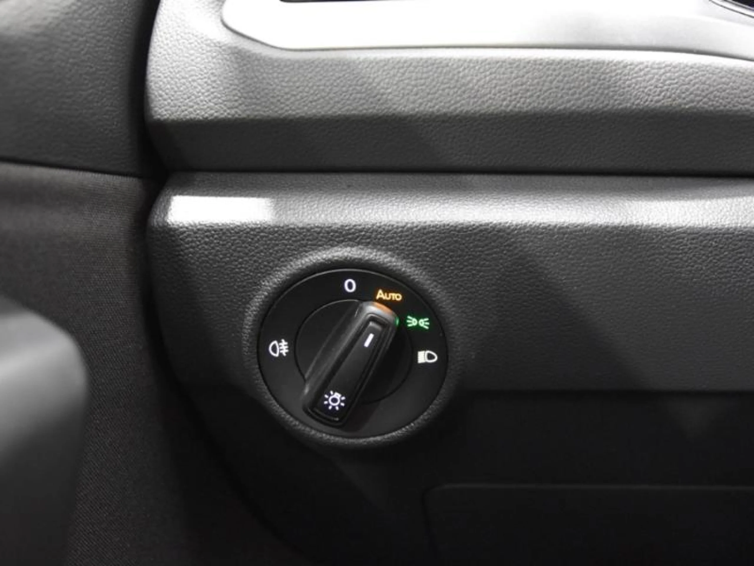 VOLKSWAGEN T ROC LIFE 2.0 TDI 110KW (150CV) - Foto 16