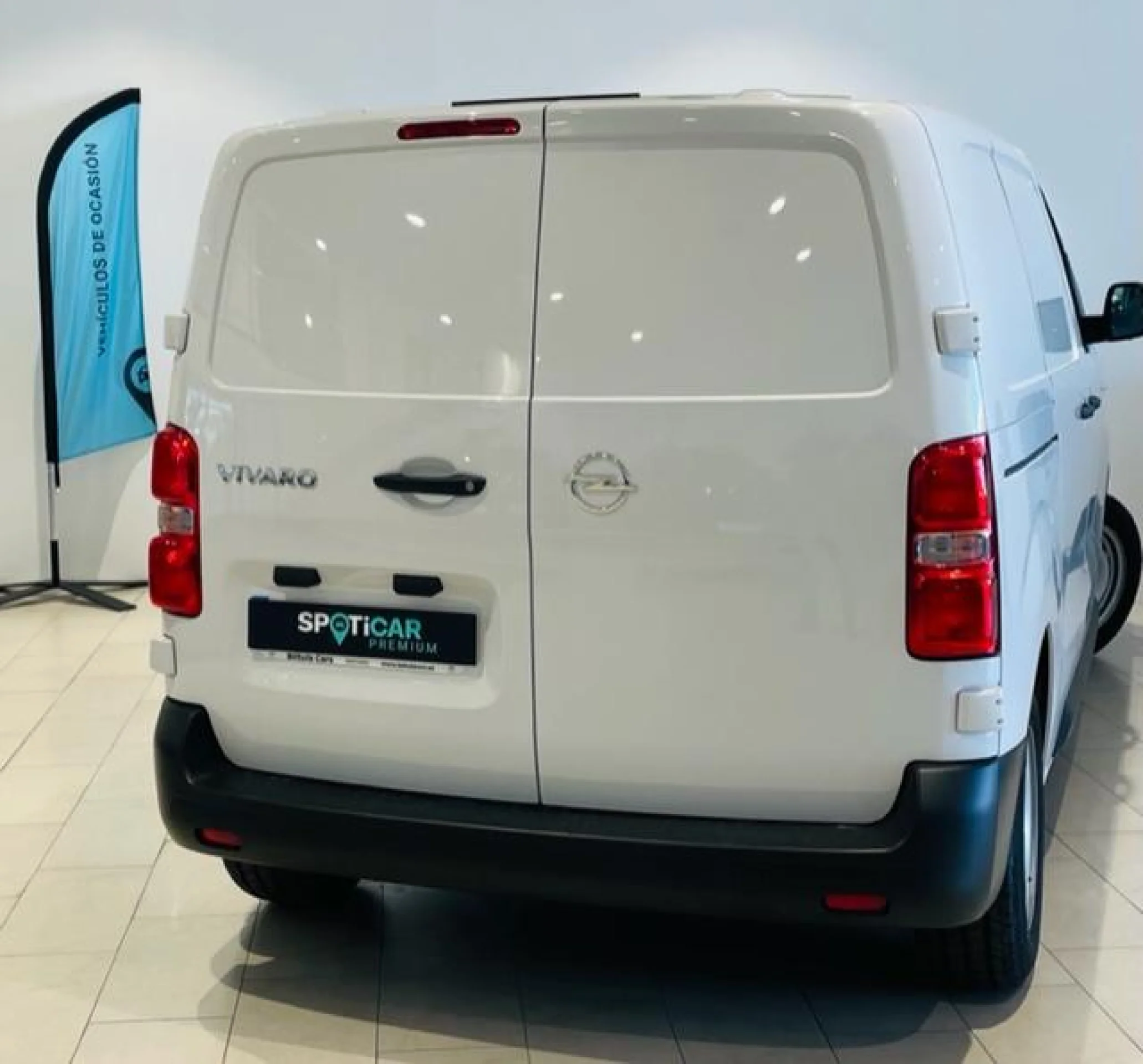 OPEL COMERCIALES VIVARO VIVARO FURGÓN M EXPRESS 100 CV S&S MT6 €6.3 - Foto 8