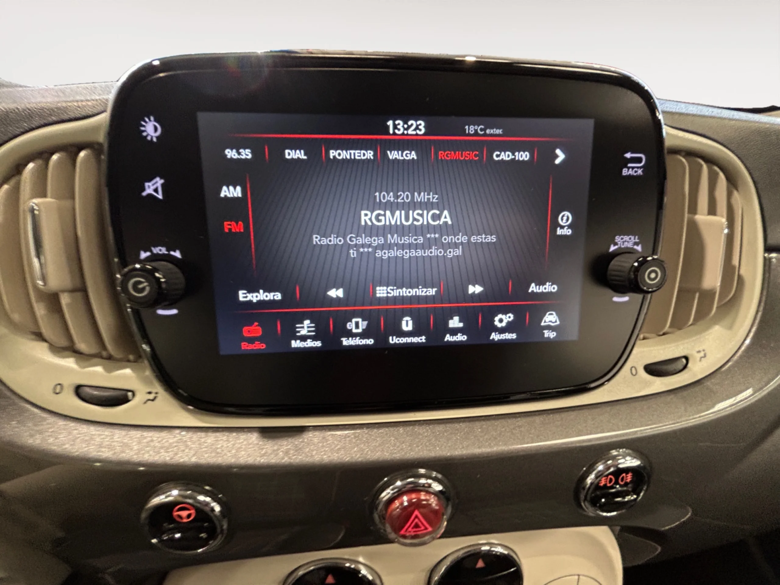 FIAT 500 LOUNGE 1.2 8V 51KW (69 CV) - Foto 6
