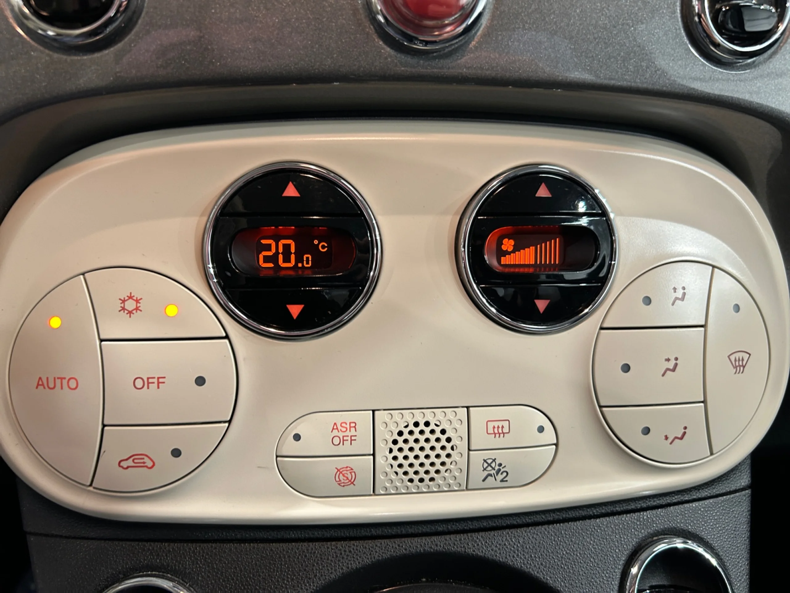 FIAT 500 LOUNGE 1.2 8V 51KW (69 CV) - Foto 13