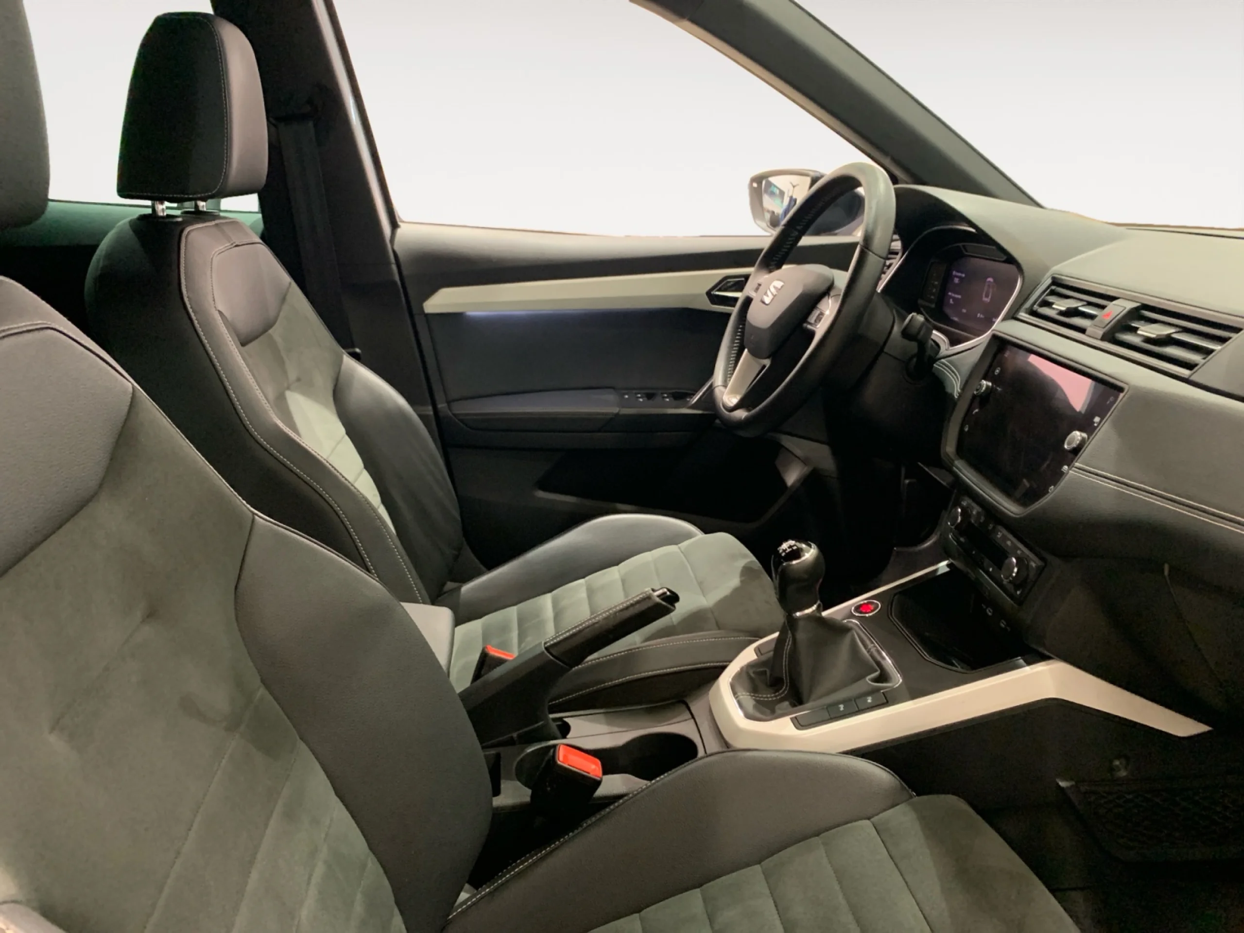 SEAT ARONA 1.0 TSI 81KW (110CV) XCELLENCE ECOMOTIVE - Foto 5