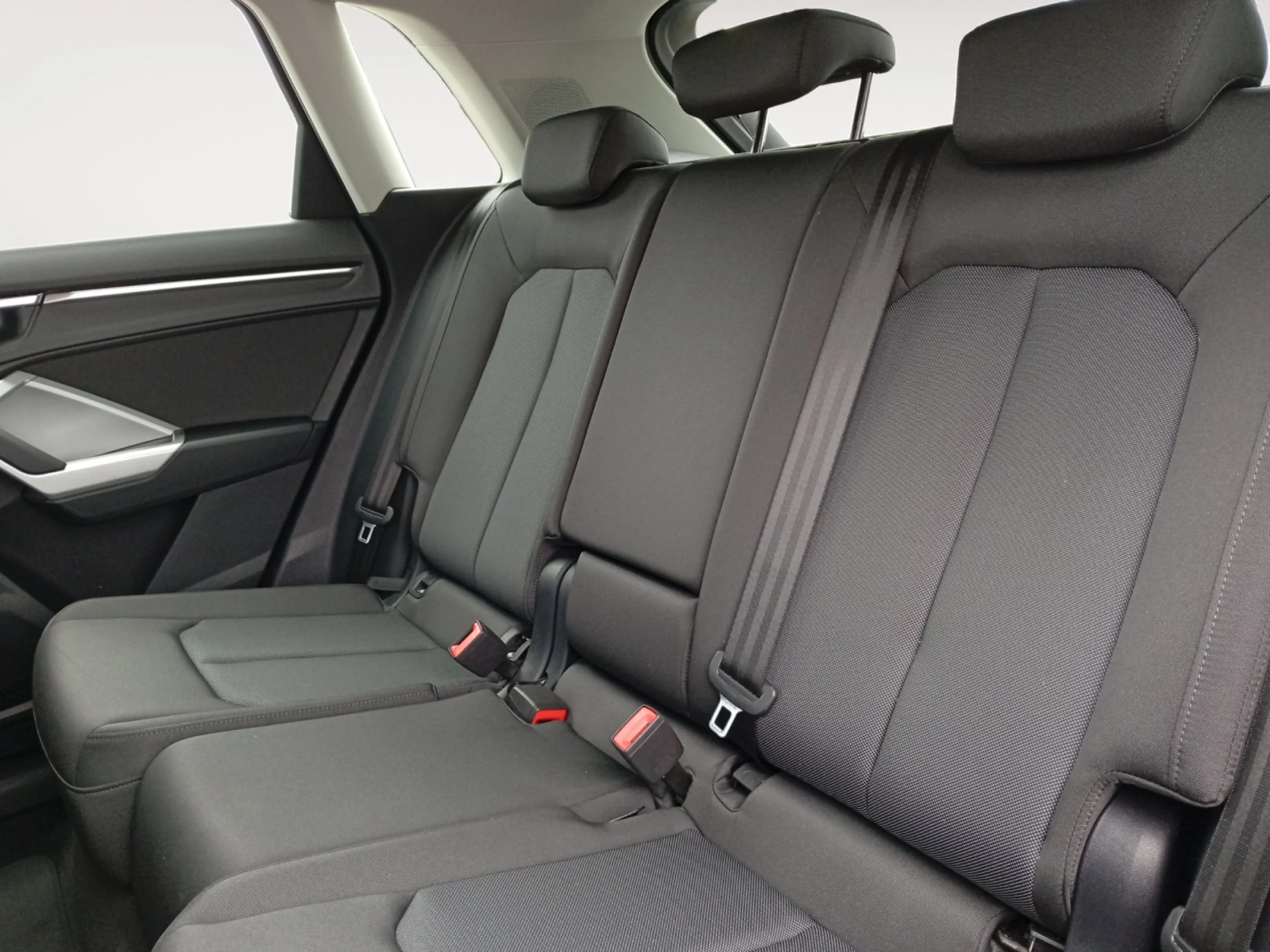 AUDI Q3 ADVANCED 35 TDI 110KW (150CV) S TRONIC - Foto 6