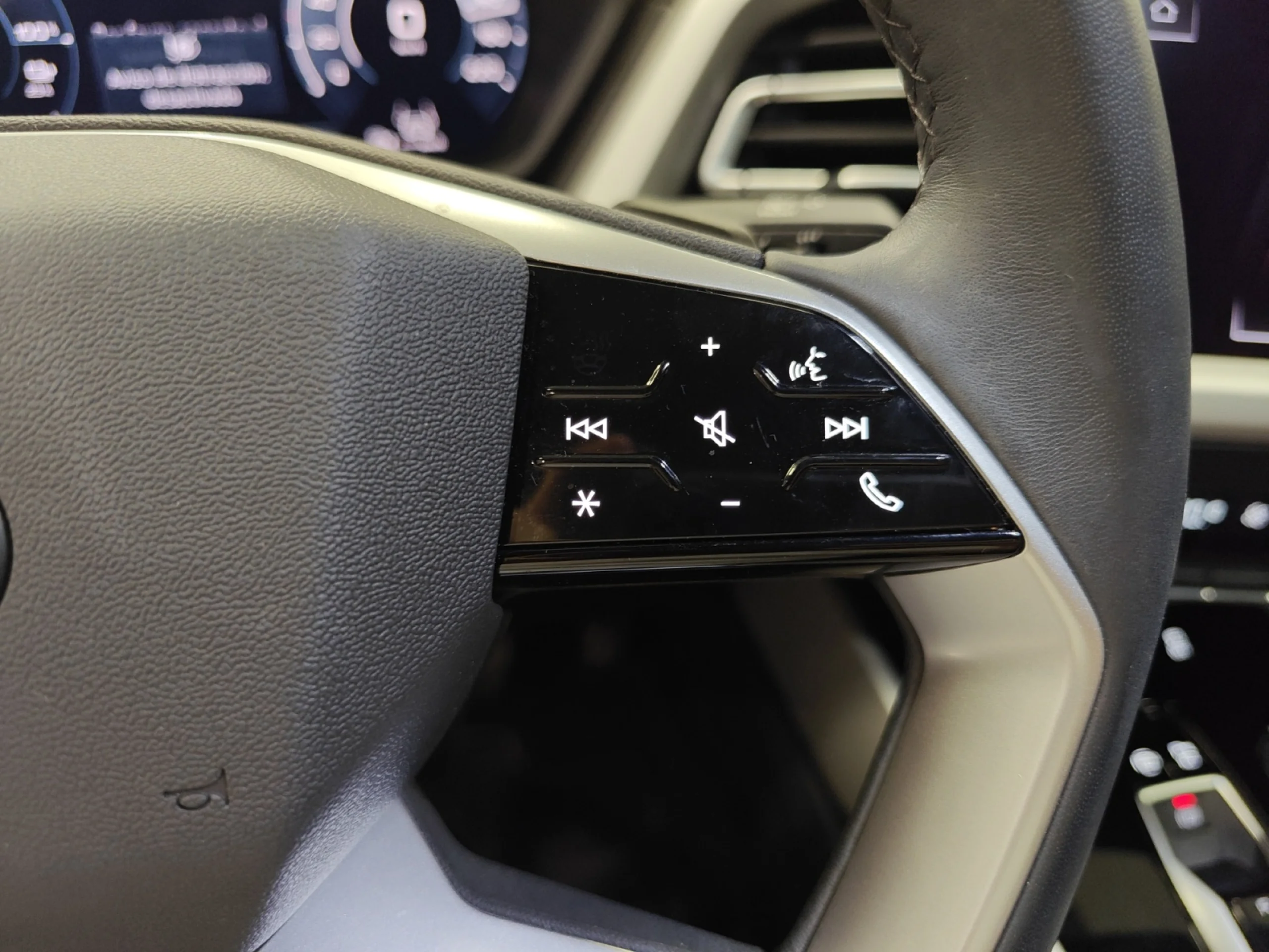 AUDI Q4 SPORTBACK E TRON ADVANCED 40 E TRON 150KW 63KWH - Foto 10