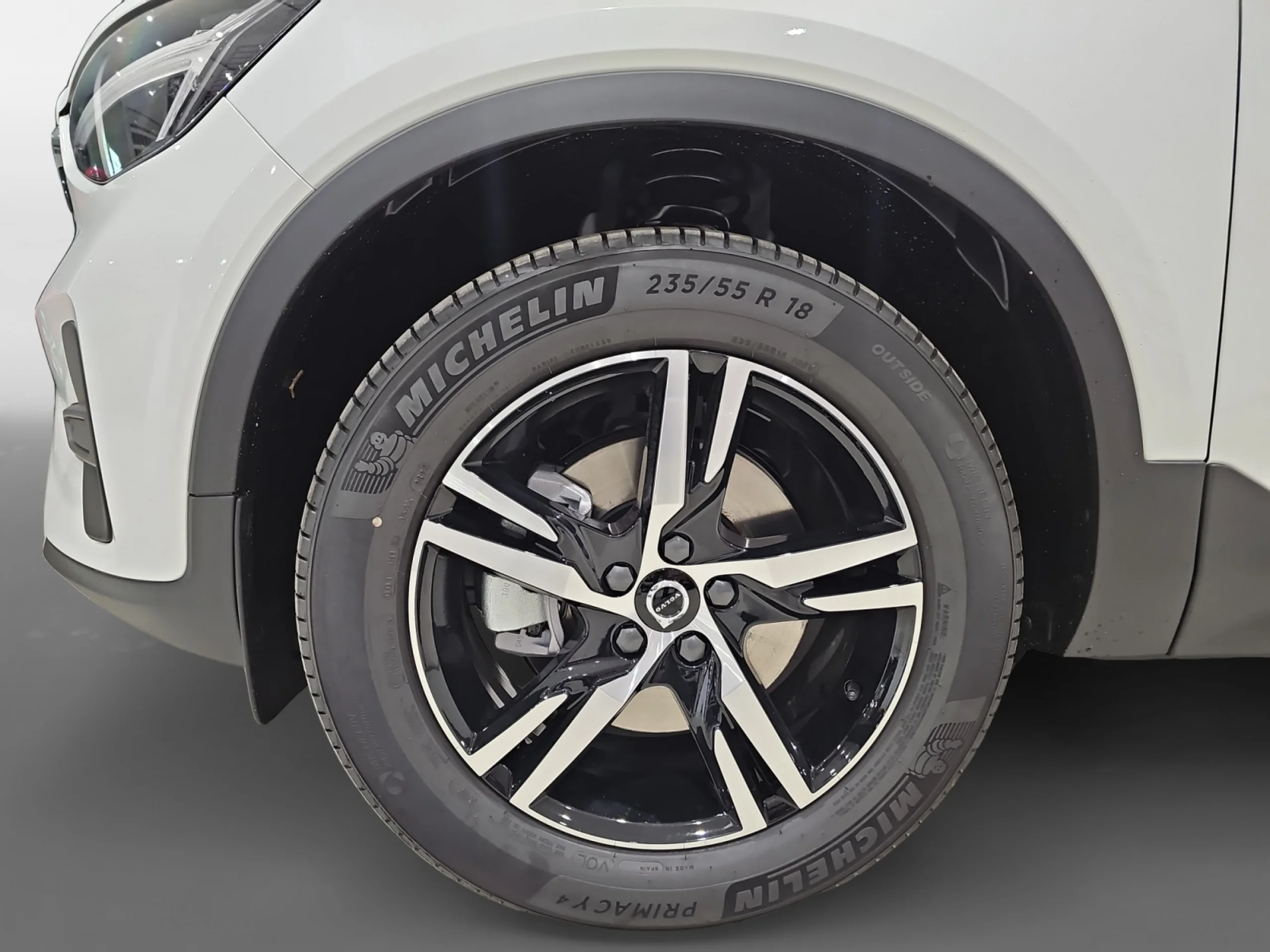 VOLVO XC40 2.0 B3 G CORE AUTO - Foto 9