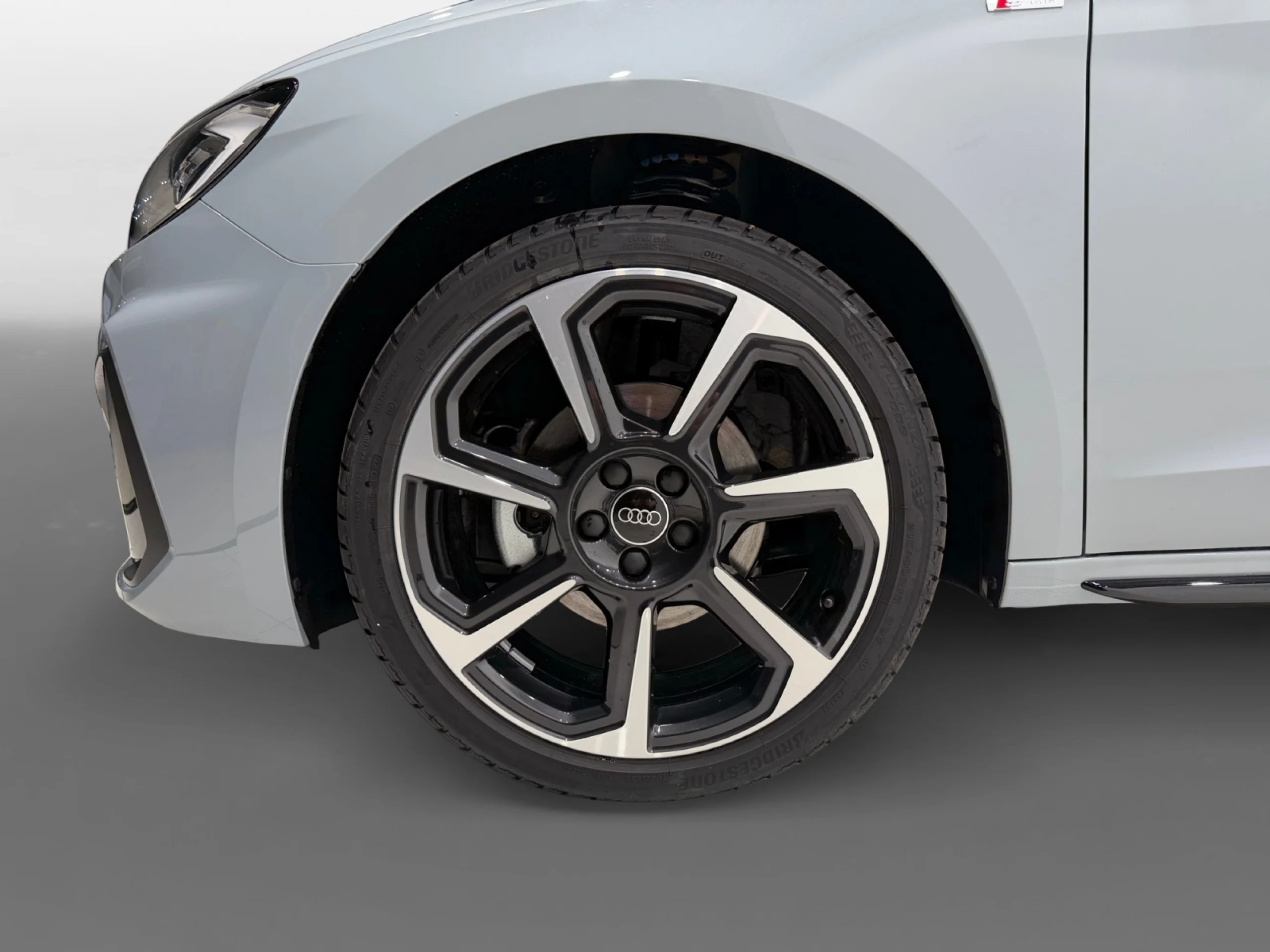 AUDI A1 SPORTBACK ADRENA BLACK 35TFSI 110KW S TR - Foto 8