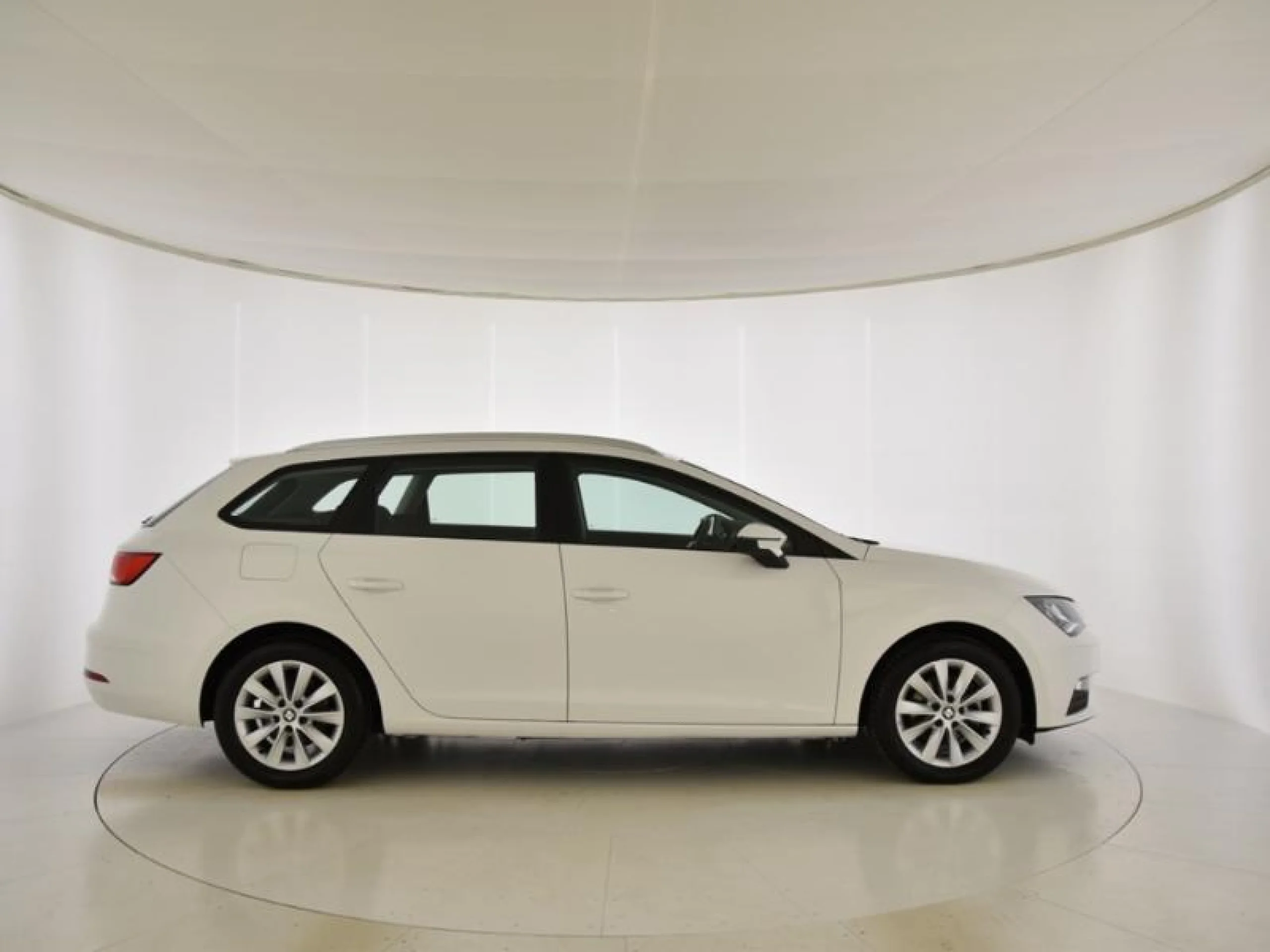 SEAT LEON ST 1.6 TDI 85KW (115CV) ST&SP STYLE - Foto 3