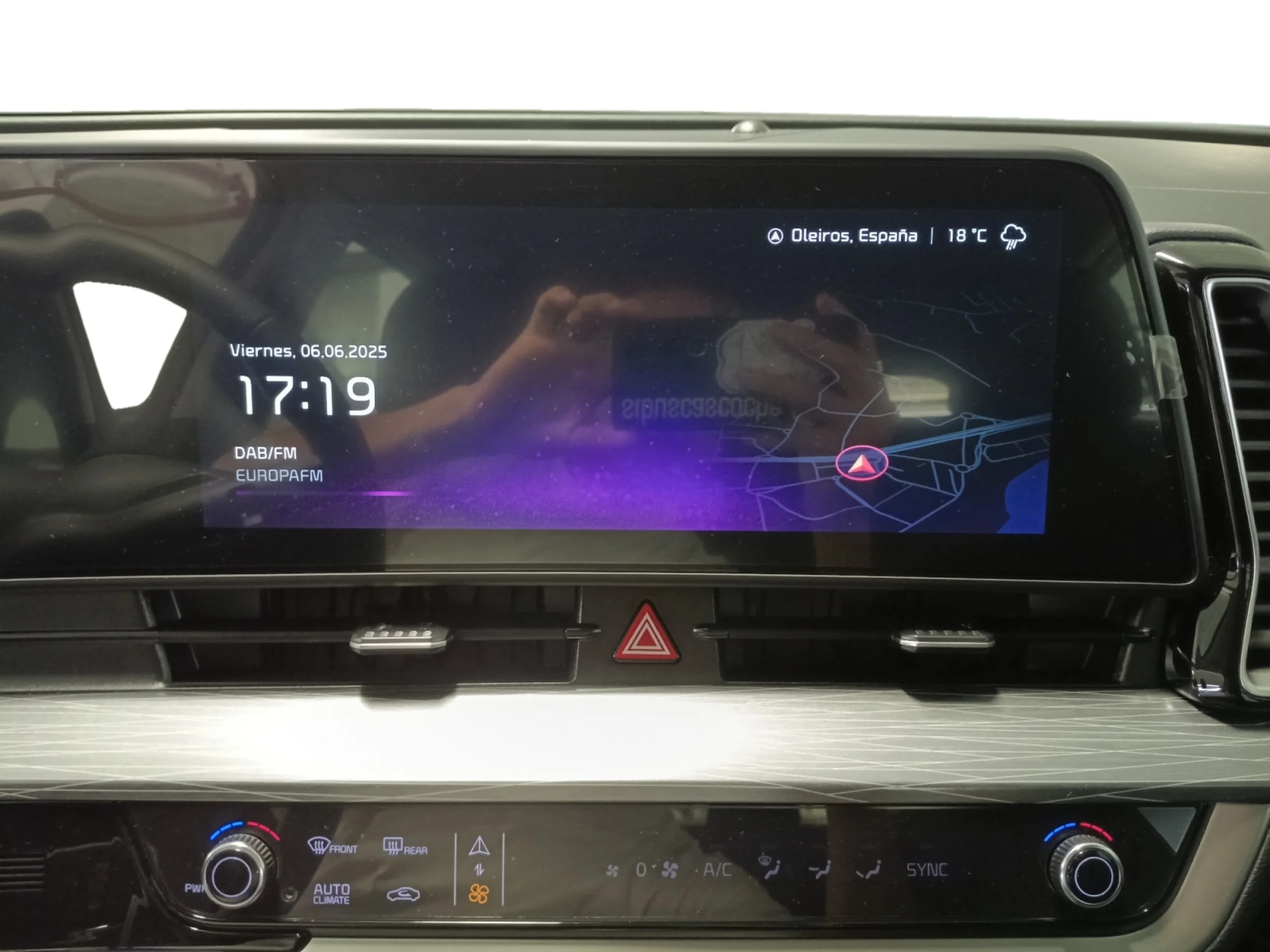 KIA SPORTAGE 1.6 T GDI 118KW (160CV) DRIVE 18·· 4X2 - Foto 9