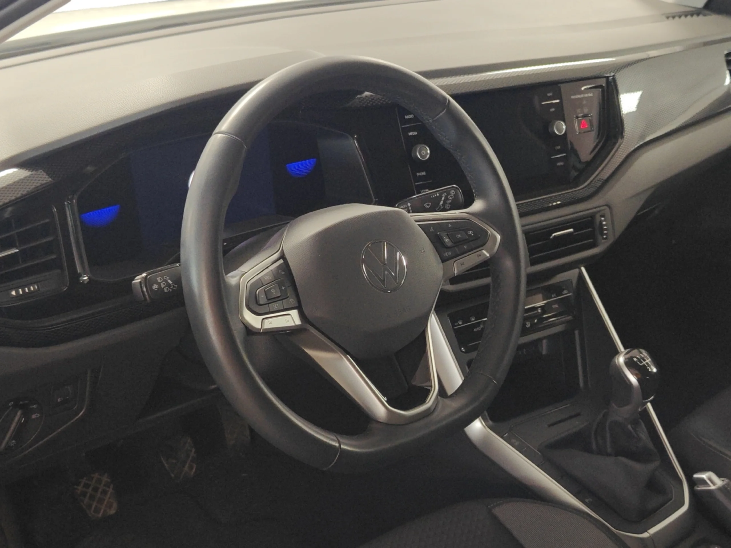 VOLKSWAGEN TAIGO LIFE 1.0 TSI 70KW (95CV) - Foto 9