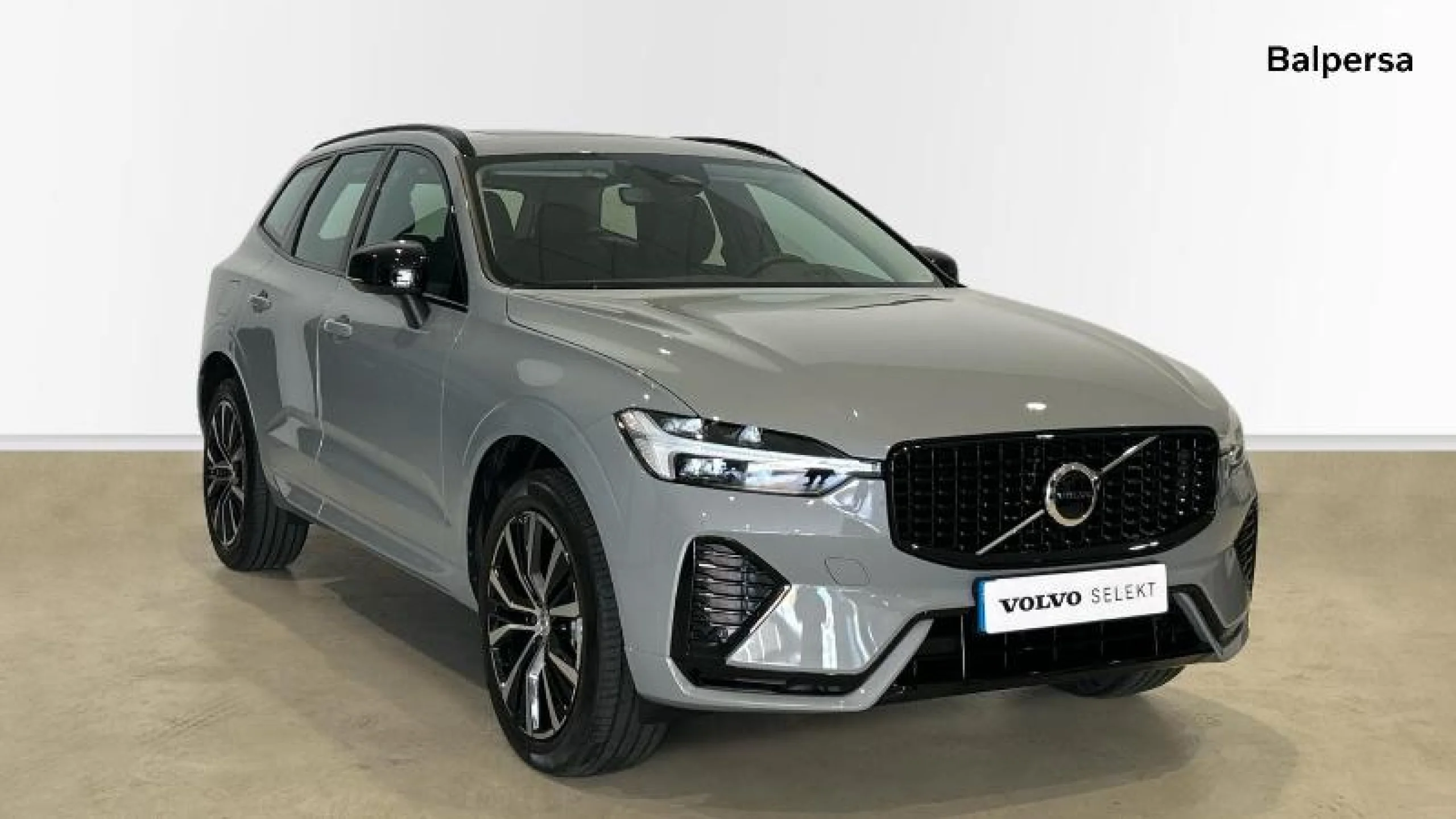 VOLVO XC60 2.0 B5 G AWD PLUS DARK AUTO - Foto 6