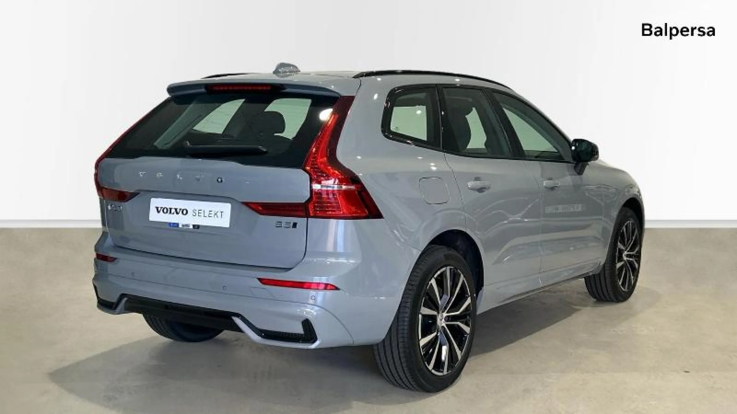 VOLVO XC60 2.0 B5 G AWD PLUS DARK AUTO - Foto 7