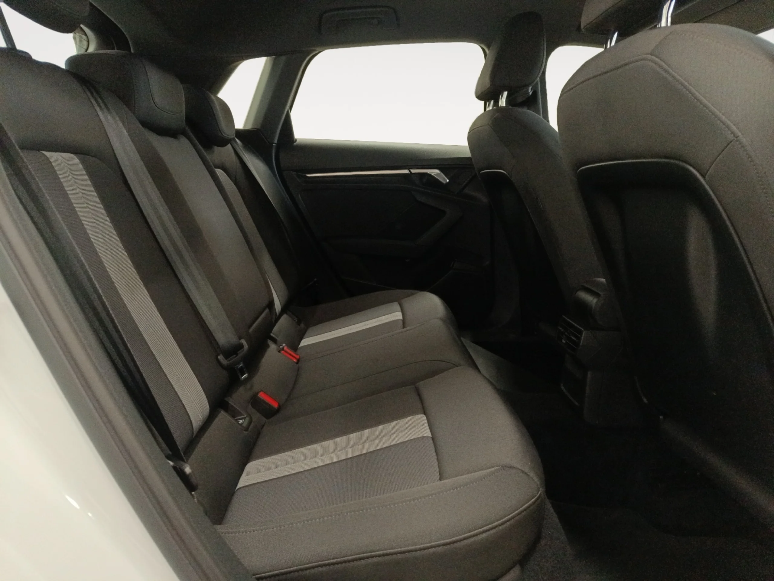 AUDI A3 SPORTBACK ADVANCED 30 TDI 85KW S TRONIC - Foto 6