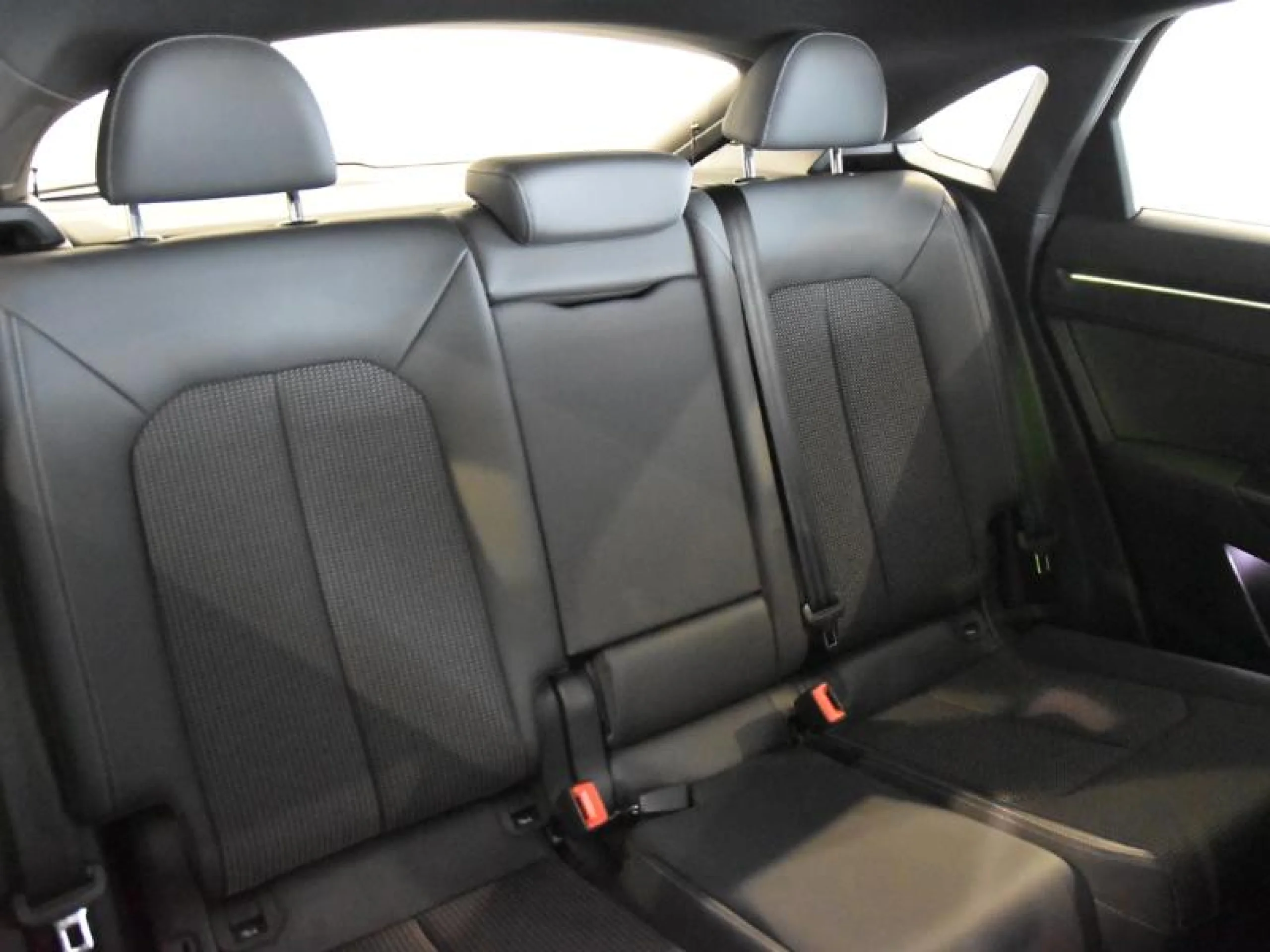 AUDI Q3 SPORTBACK 35 TDI 110KW (150CV) S TRONIC - Foto 5