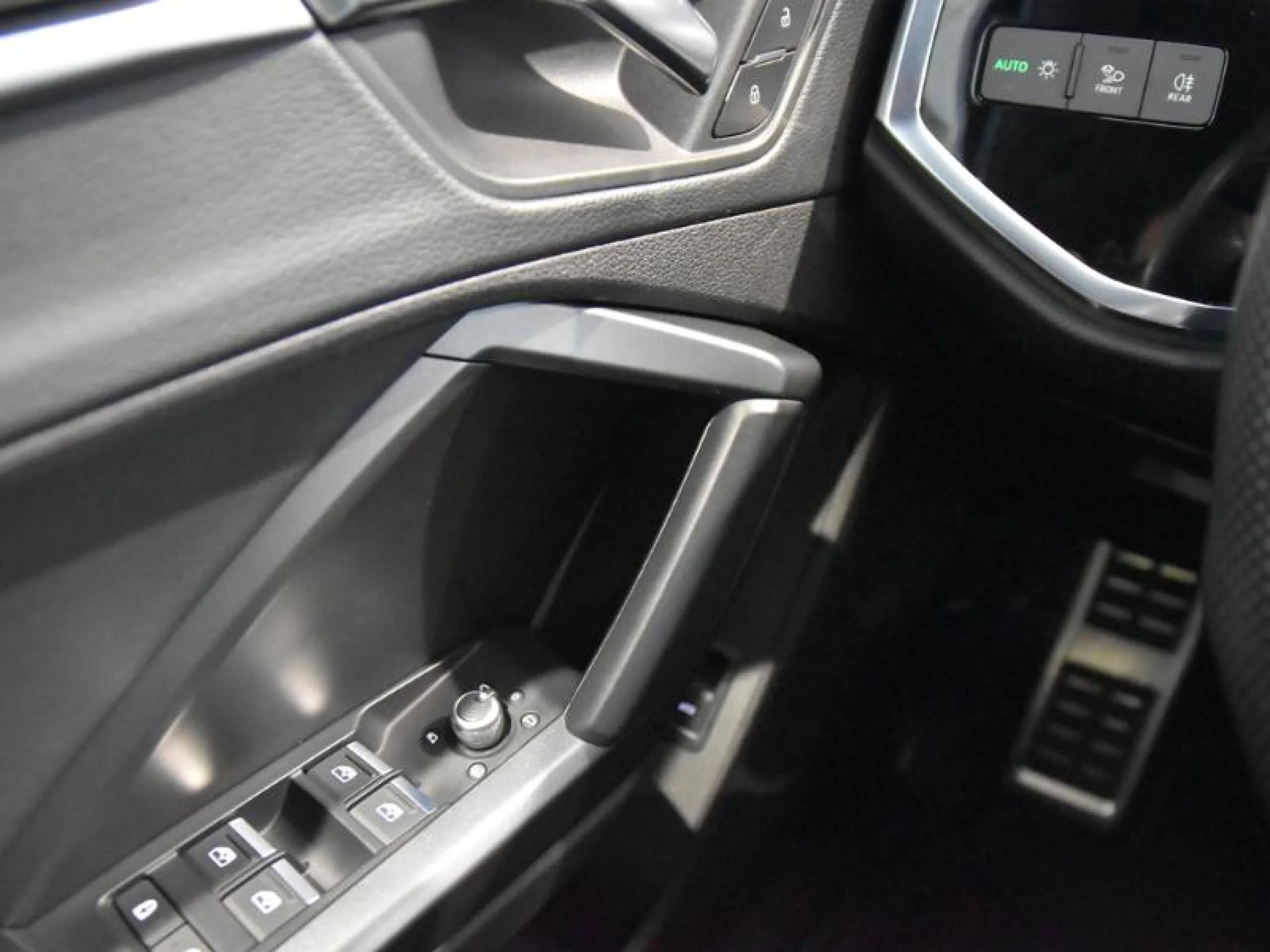 AUDI Q3 SPORTBACK 35 TDI 110KW (150CV) S TRONIC - Foto 17