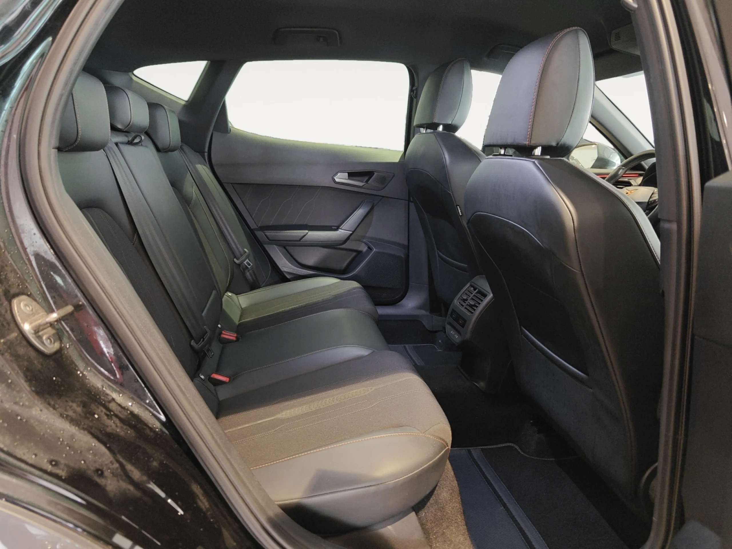 CUPRA FORMENTOR 1.5 TSI 110KW (150 CV) DSG - Foto 6