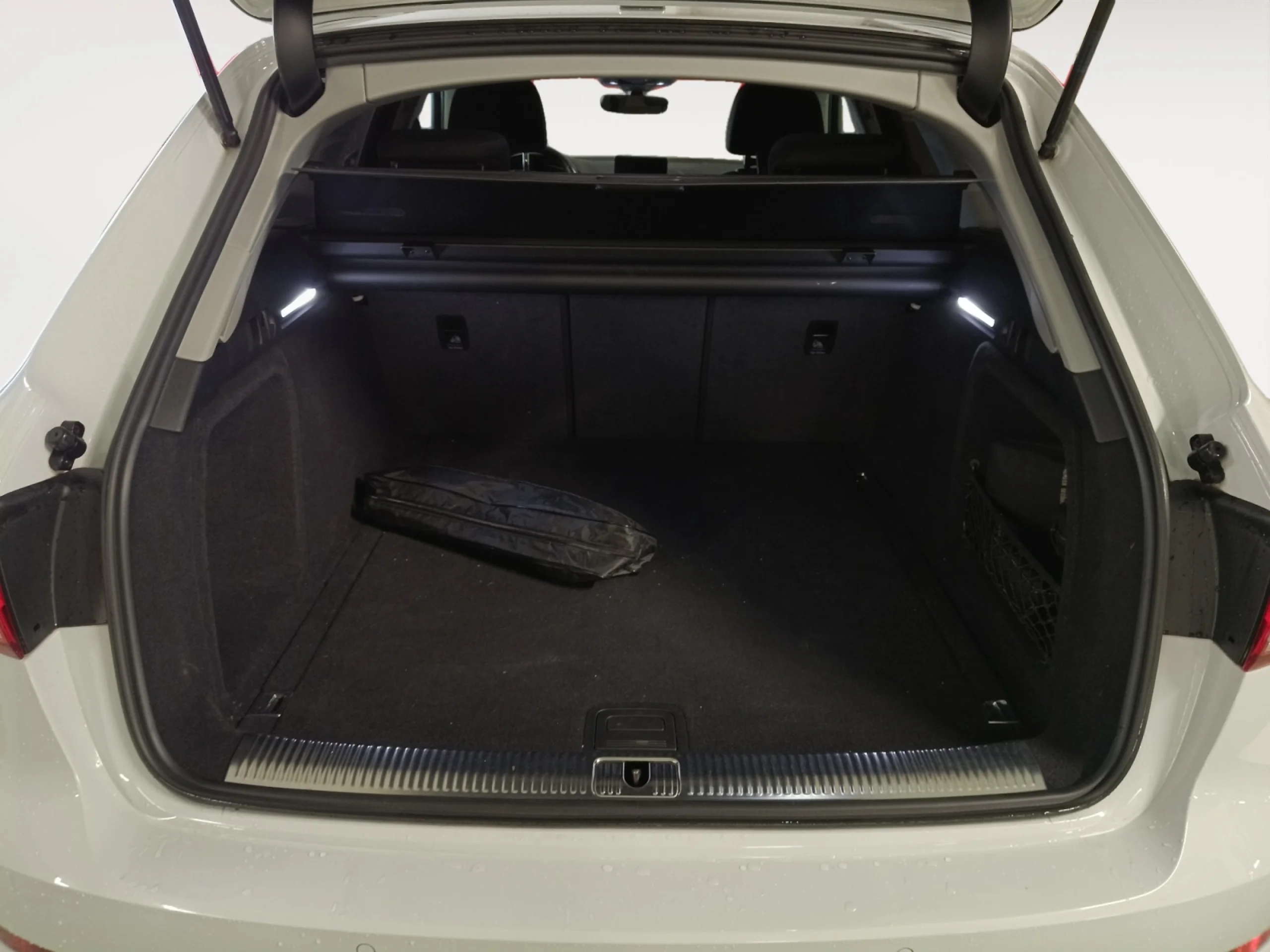 AUDI A4 AVANT 2.0 TDI 150CV SPORT EDITION - Foto 7