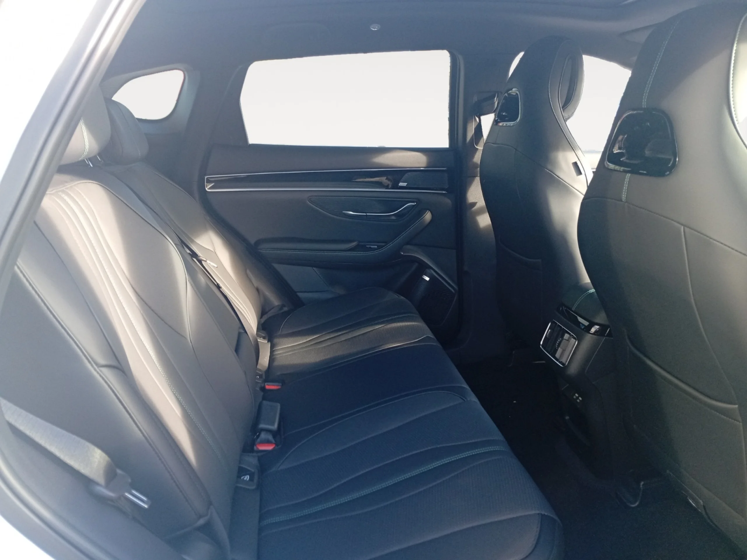 BYD SEAL U 1.5 DM I DESIGN - Foto 6