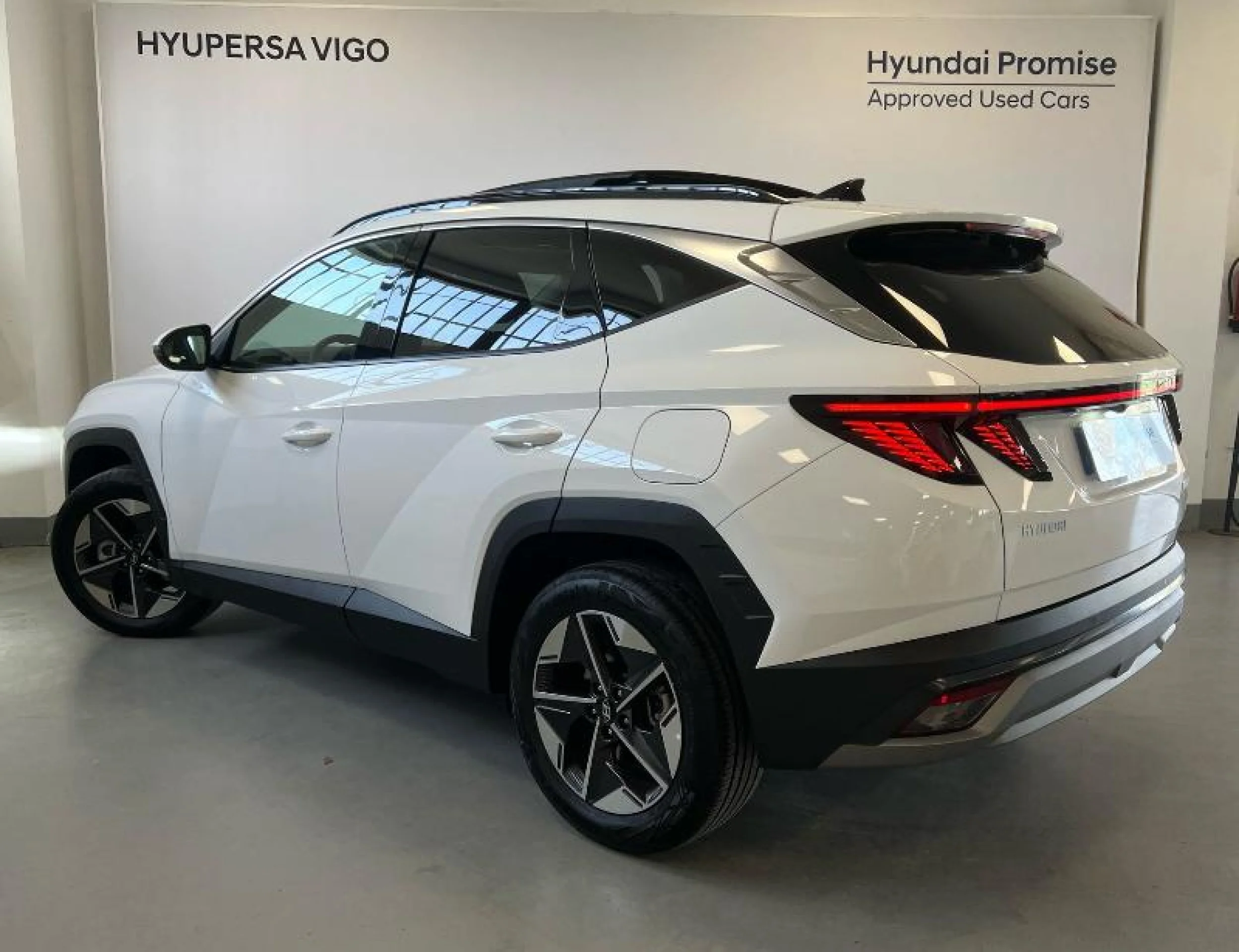 HYUNDAI TUCSON 1.6T 158KW (215CV) HEV AT TECNO SKY - Foto 3