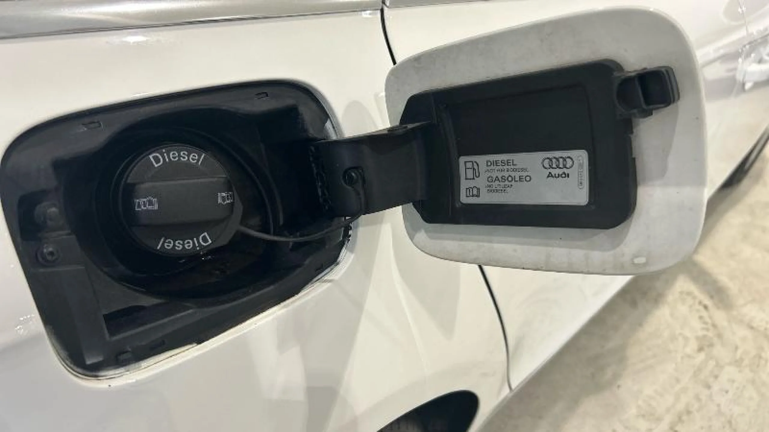 AUDI A4 2.0 TDI 143CV - Foto 20