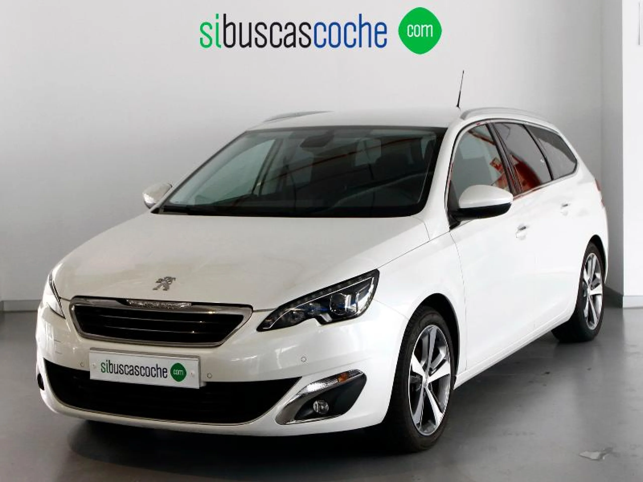 PEUGEOT 308 SW ALLURE 1.2 PURETECH 96KW (130CV) S&S - Foto 2