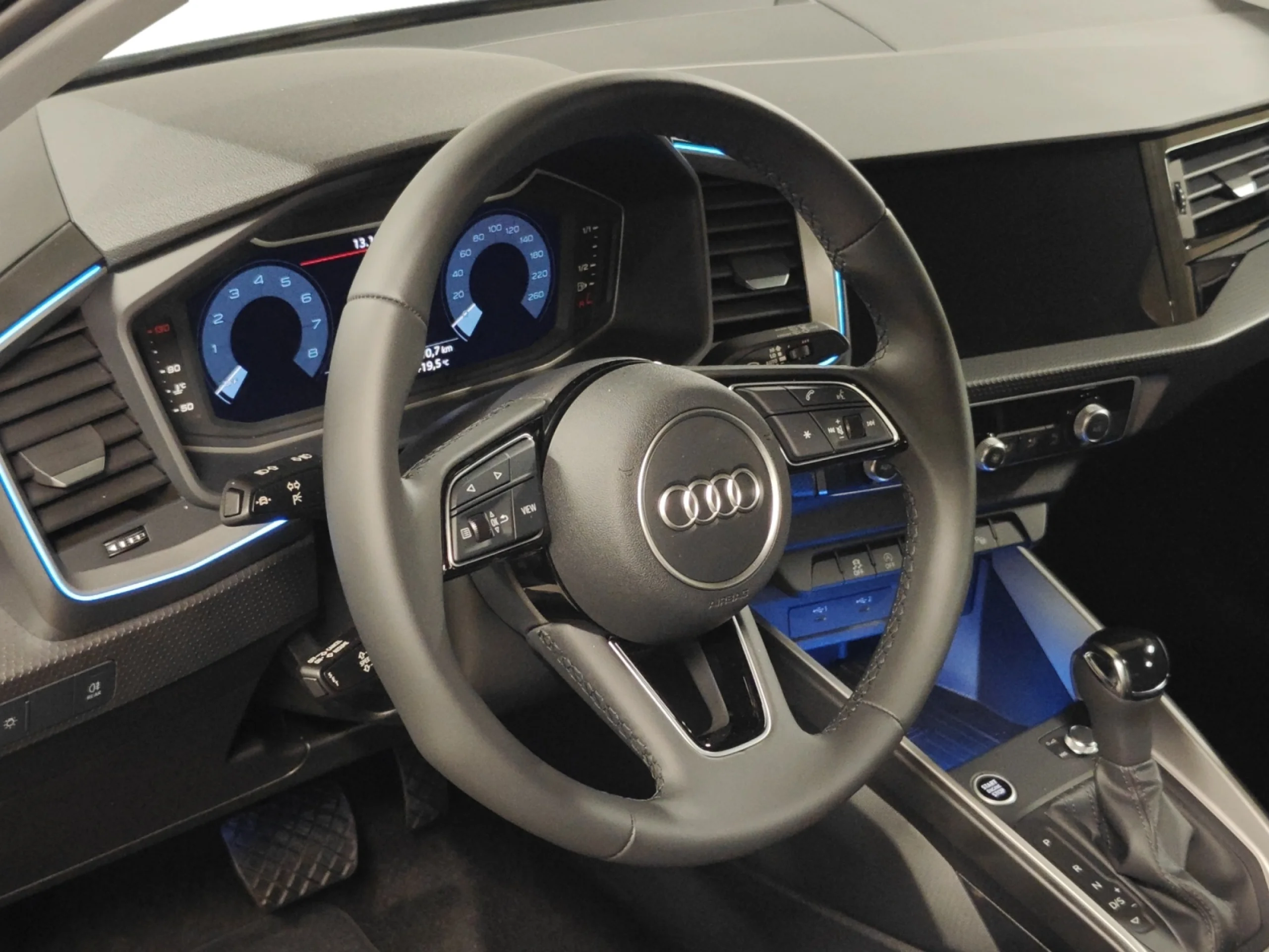 AUDI A1 SPORTBACK ADVANCED 30 TFSI 85KW S TRONIC - Foto 9