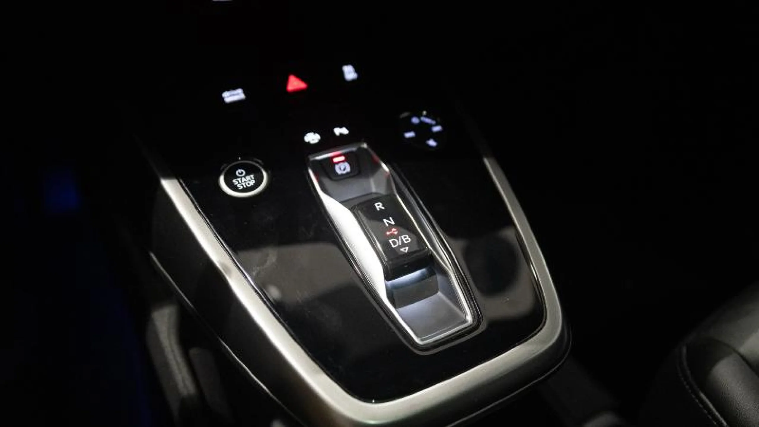 AUDI Q4 E TRON LAUNCH EDITION 40 E TRON 150 KW - Foto 18