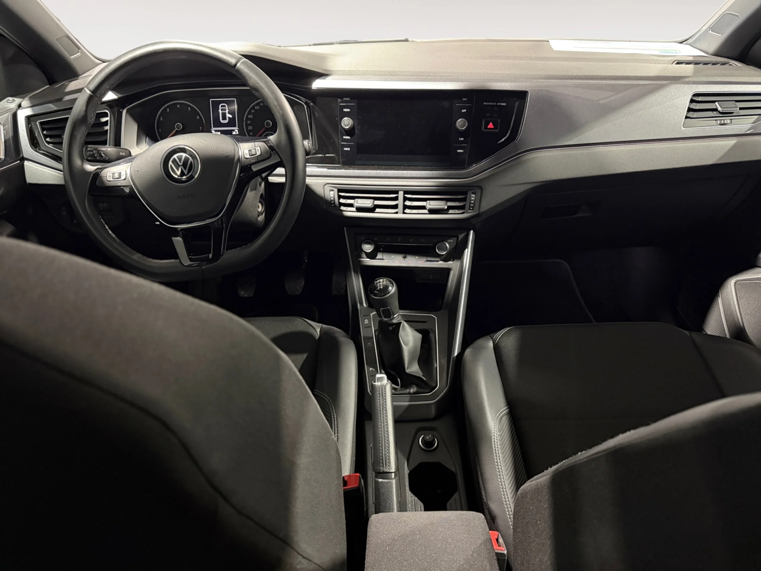 VOLKSWAGEN POLO R LINE 1.0 TSI 70KW (95CV) - Foto 4