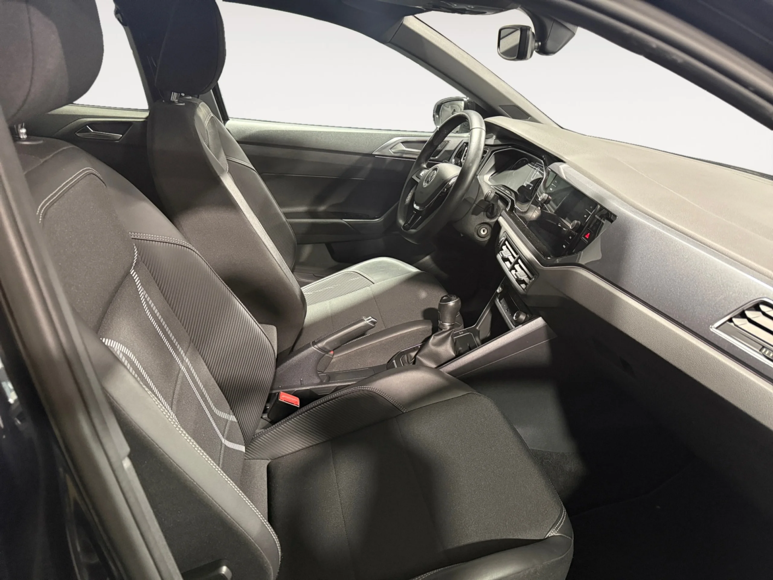 VOLKSWAGEN POLO R LINE 1.0 TSI 70KW (95CV) - Foto 5