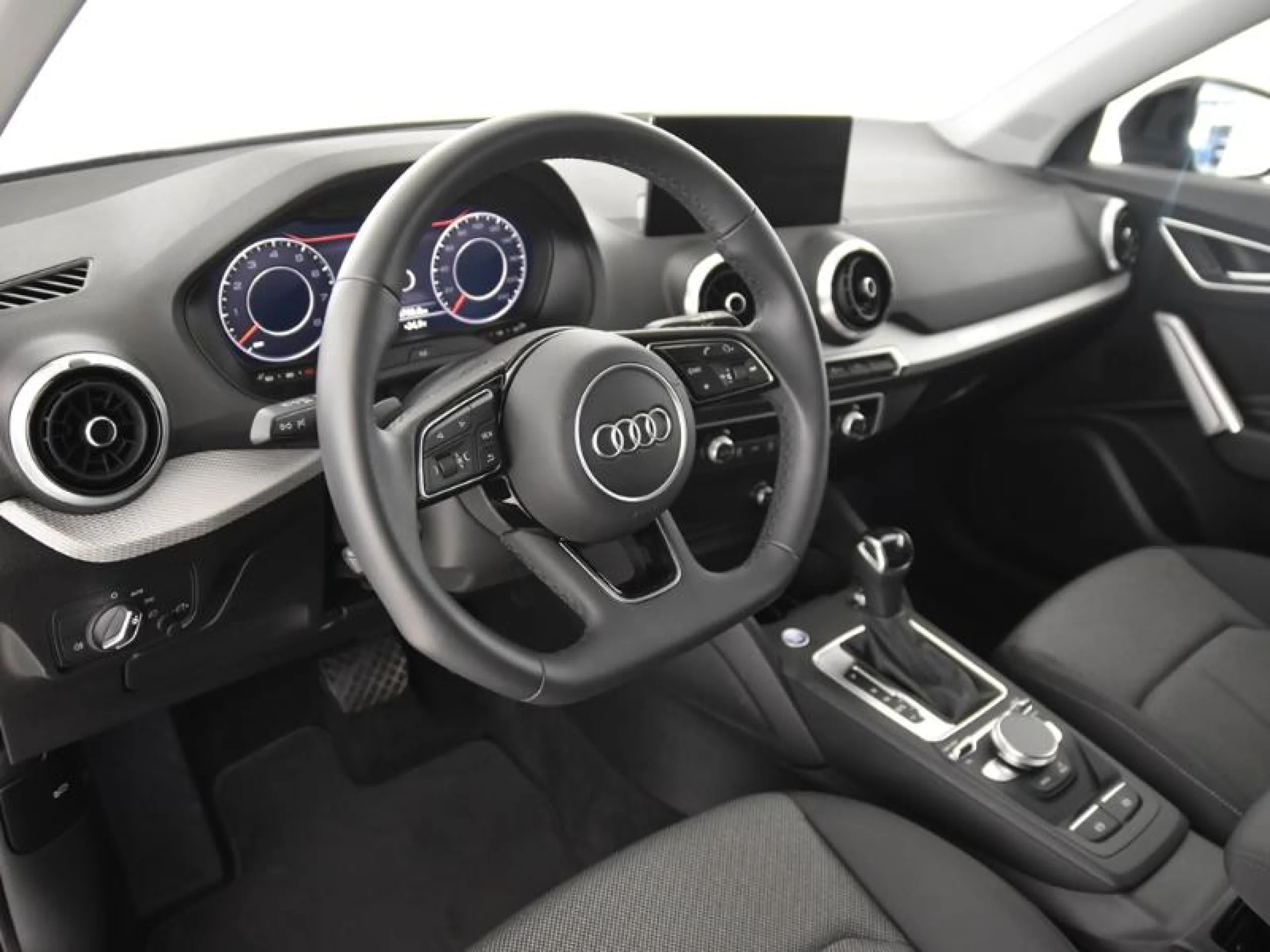 AUDI Q2 S LINE 35 TFSI 110KW (150CV) S TRONIC - Foto 10