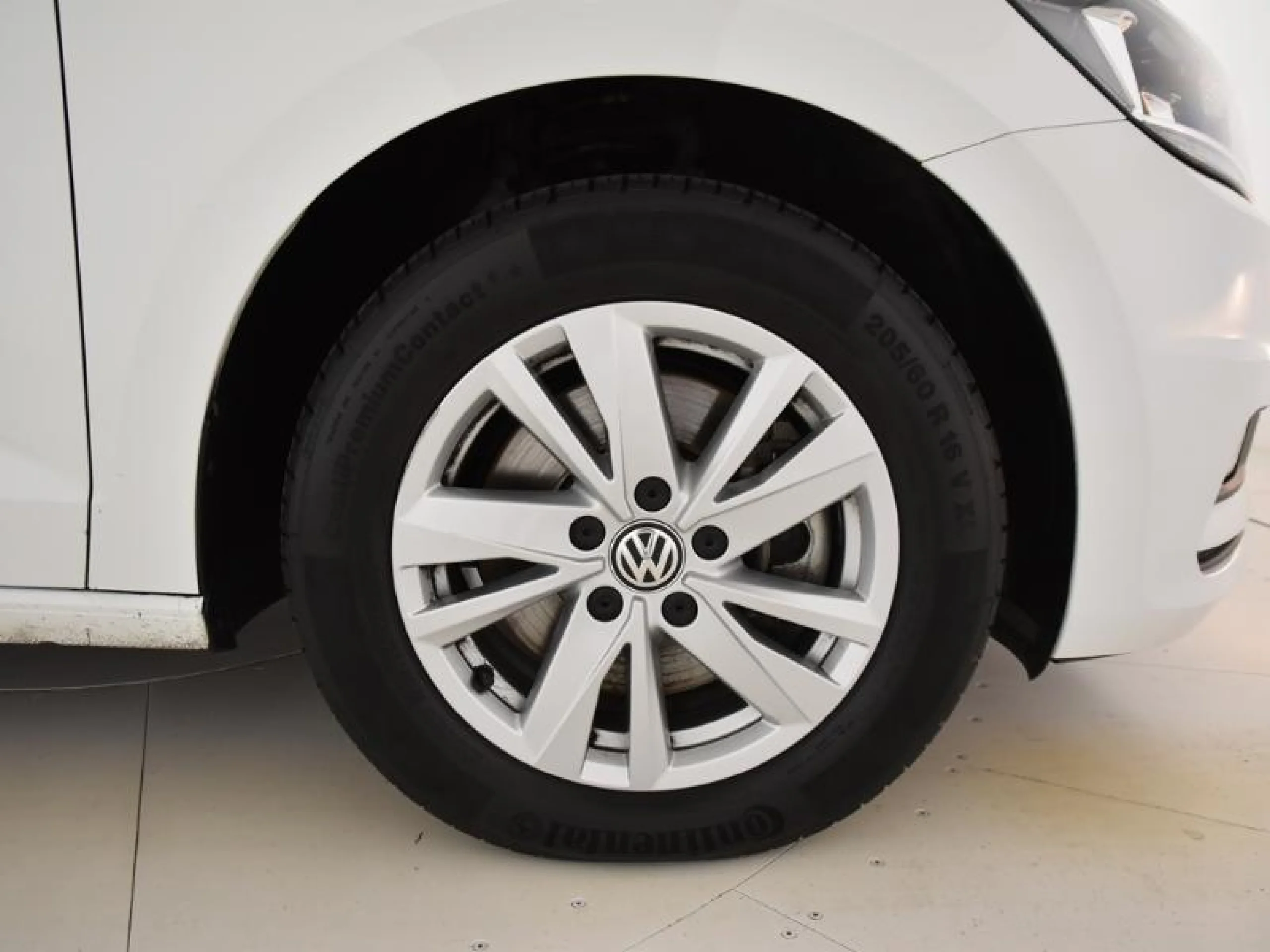 VOLKSWAGEN TOURAN ADVANCE 2.0 TDI 85KW (115CV) DSG - Foto 8