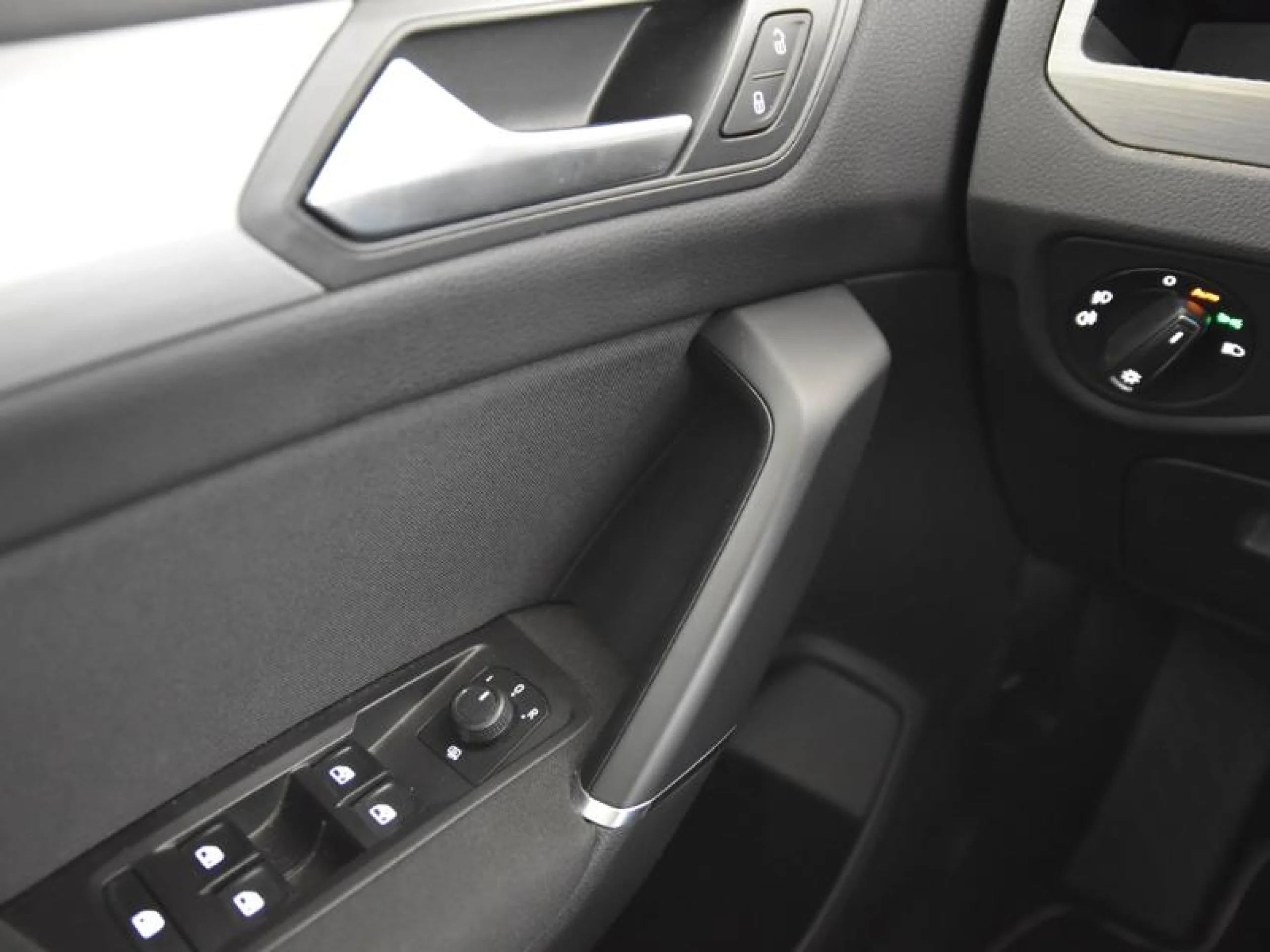 VOLKSWAGEN TOURAN ADVANCE 2.0 TDI 85KW (115CV) DSG - Foto 19