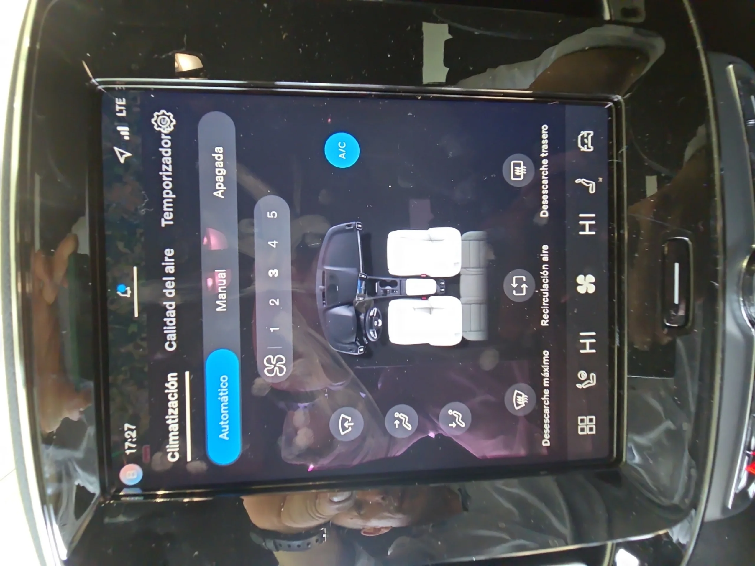 VOLVO XC40 2.0 B4 G BLACK EDITION ULTRA AUTO - Foto 16