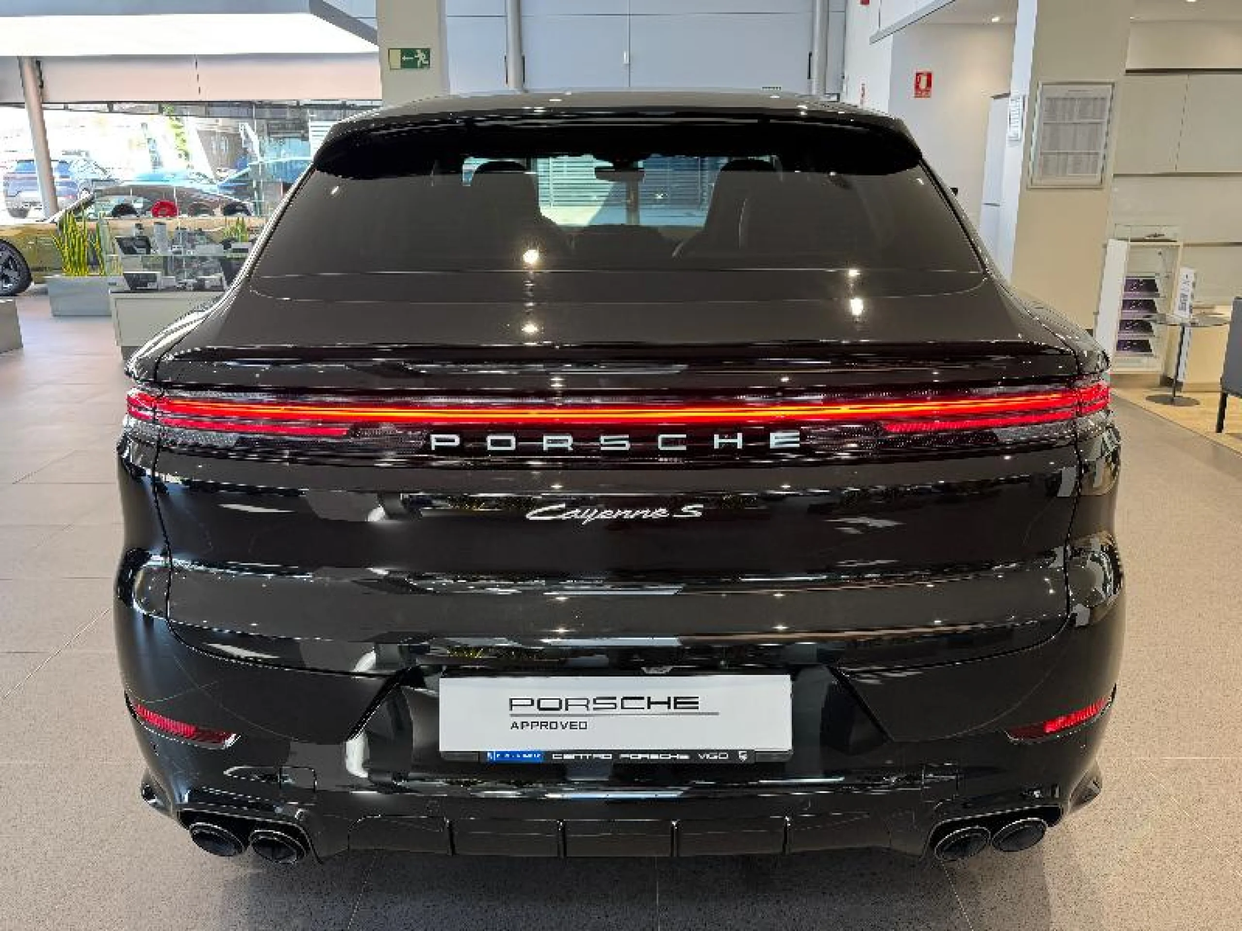 PORSCHE CAYENNE COUPE S E HYBRID - Foto 4