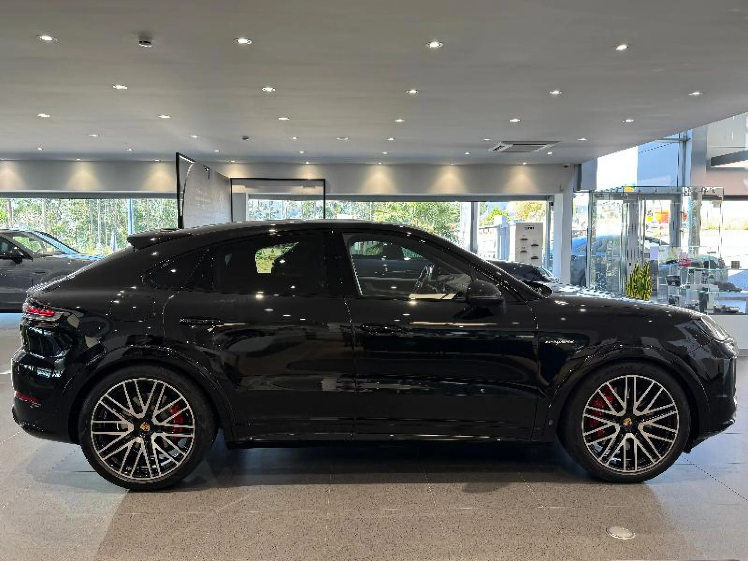 PORSCHE CAYENNE COUPE S E HYBRID - Foto 7