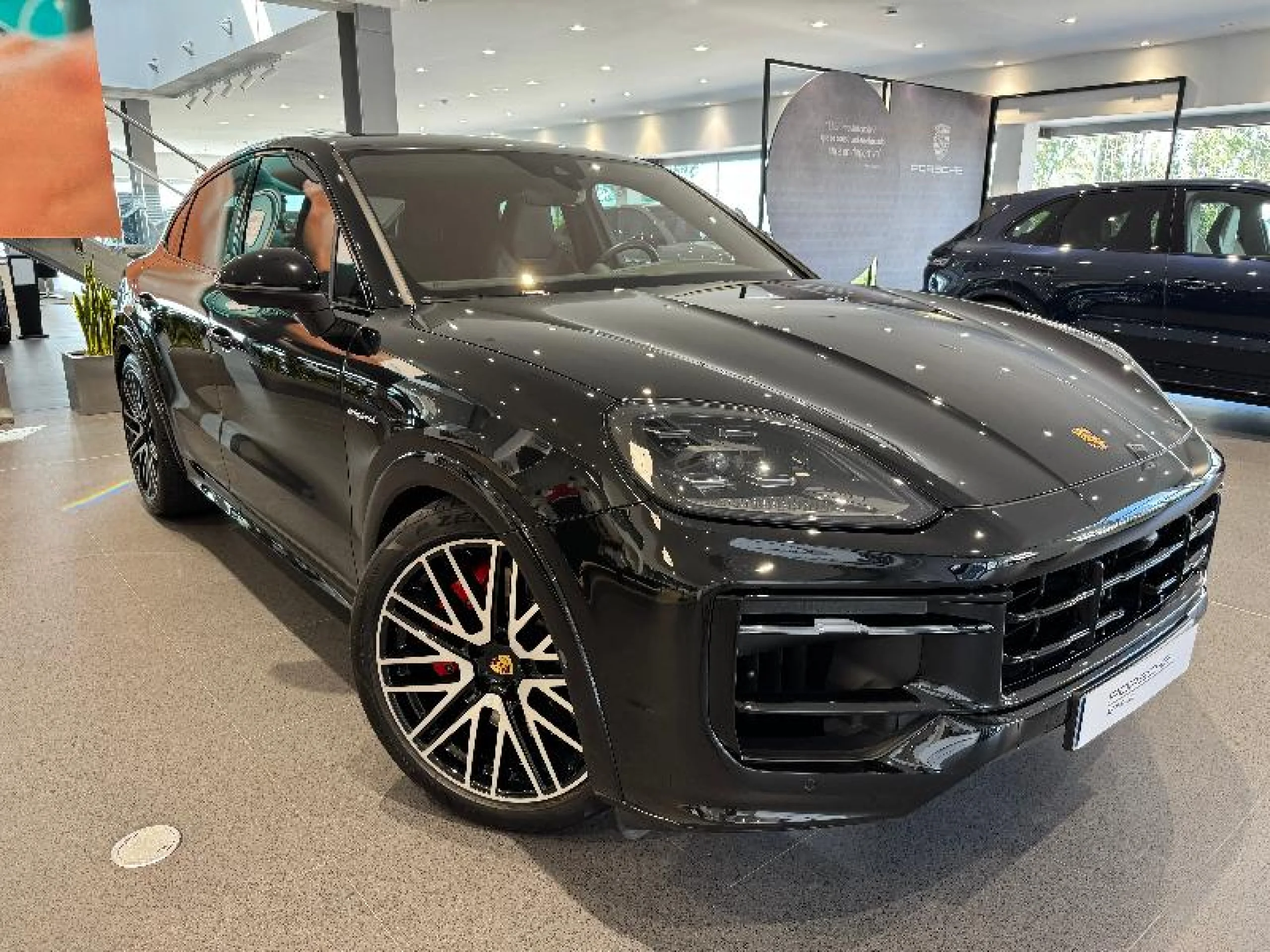 PORSCHE CAYENNE COUPE S E HYBRID - Foto 8