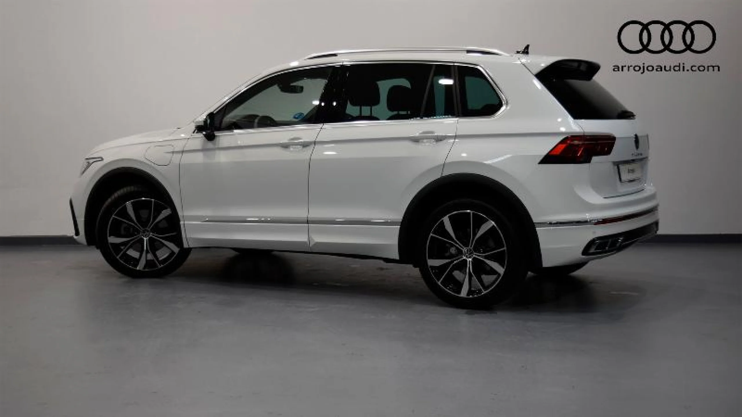 VOLKSWAGEN TIGUAN R LINE 1.4 TSI EHYBRID 180KW (245CV) DSG - Foto 2