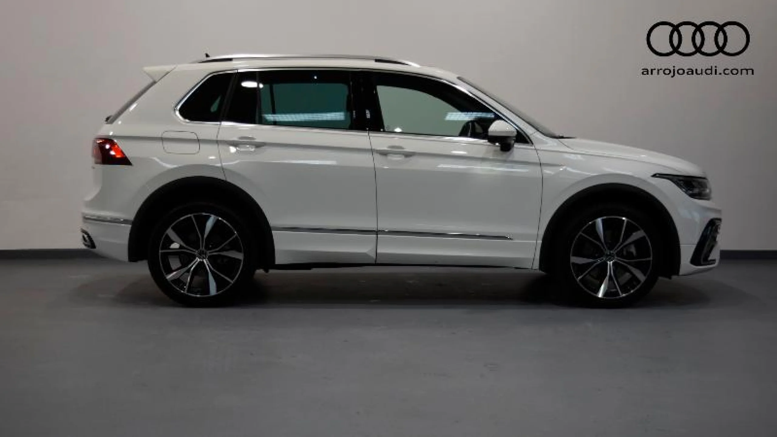 VOLKSWAGEN TIGUAN R LINE 1.4 TSI EHYBRID 180KW (245CV) DSG - Foto 3