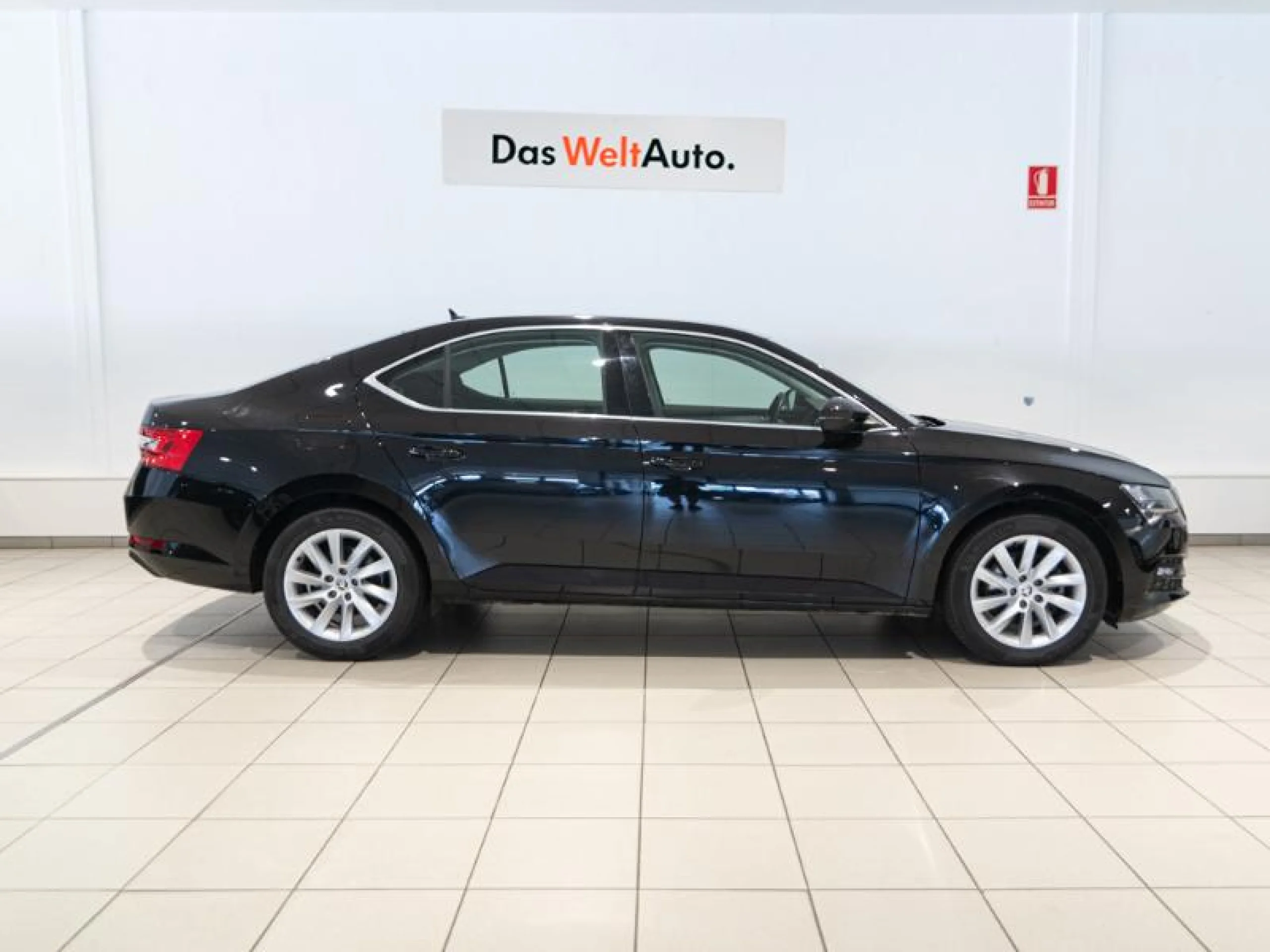 SKODA Superb 2.0 TDI 110KW (150CV) DSG AMBITION - Foto 3